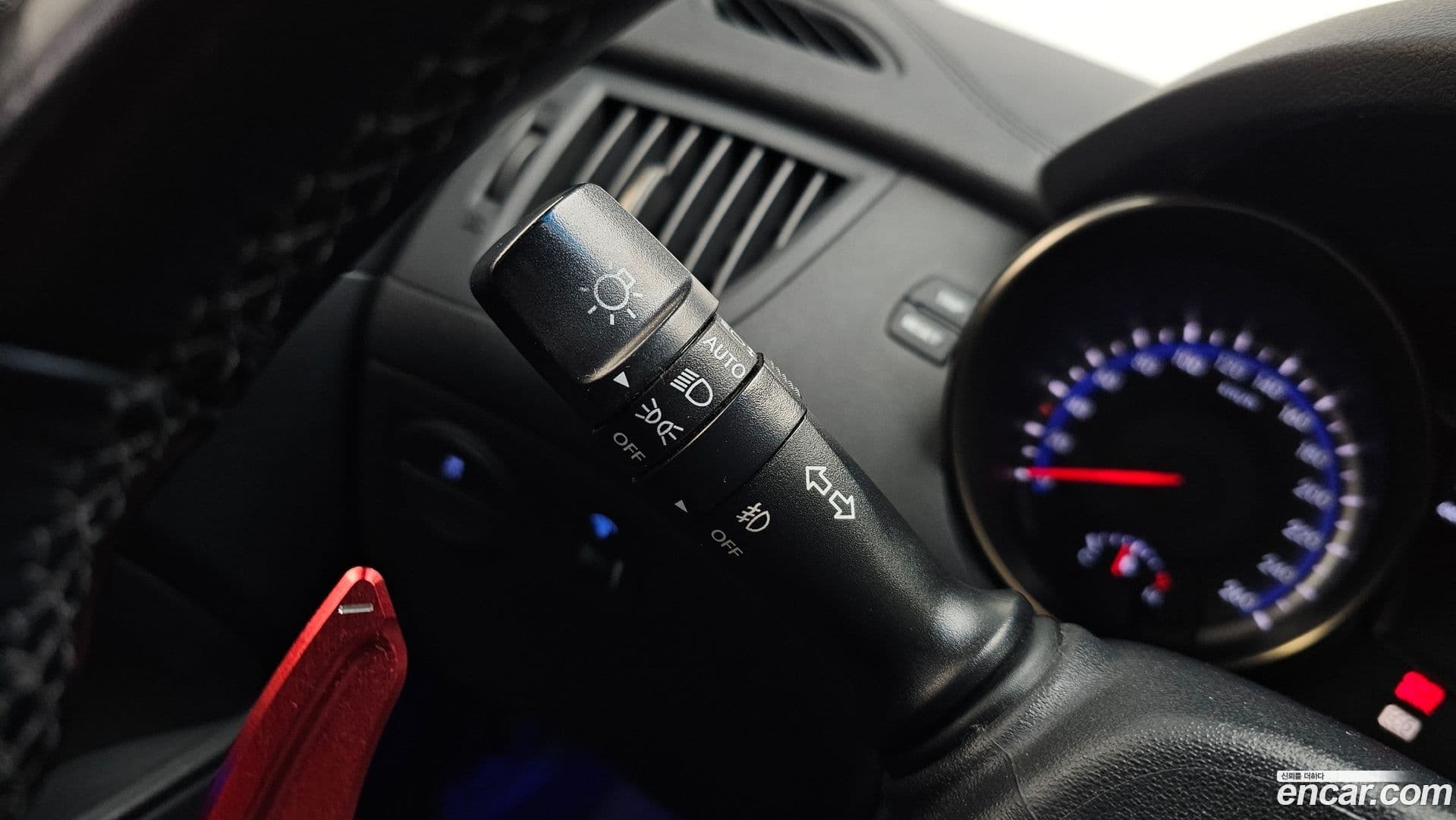 Main__Slider__Photo:Genesis Hyundai 2012.5-16