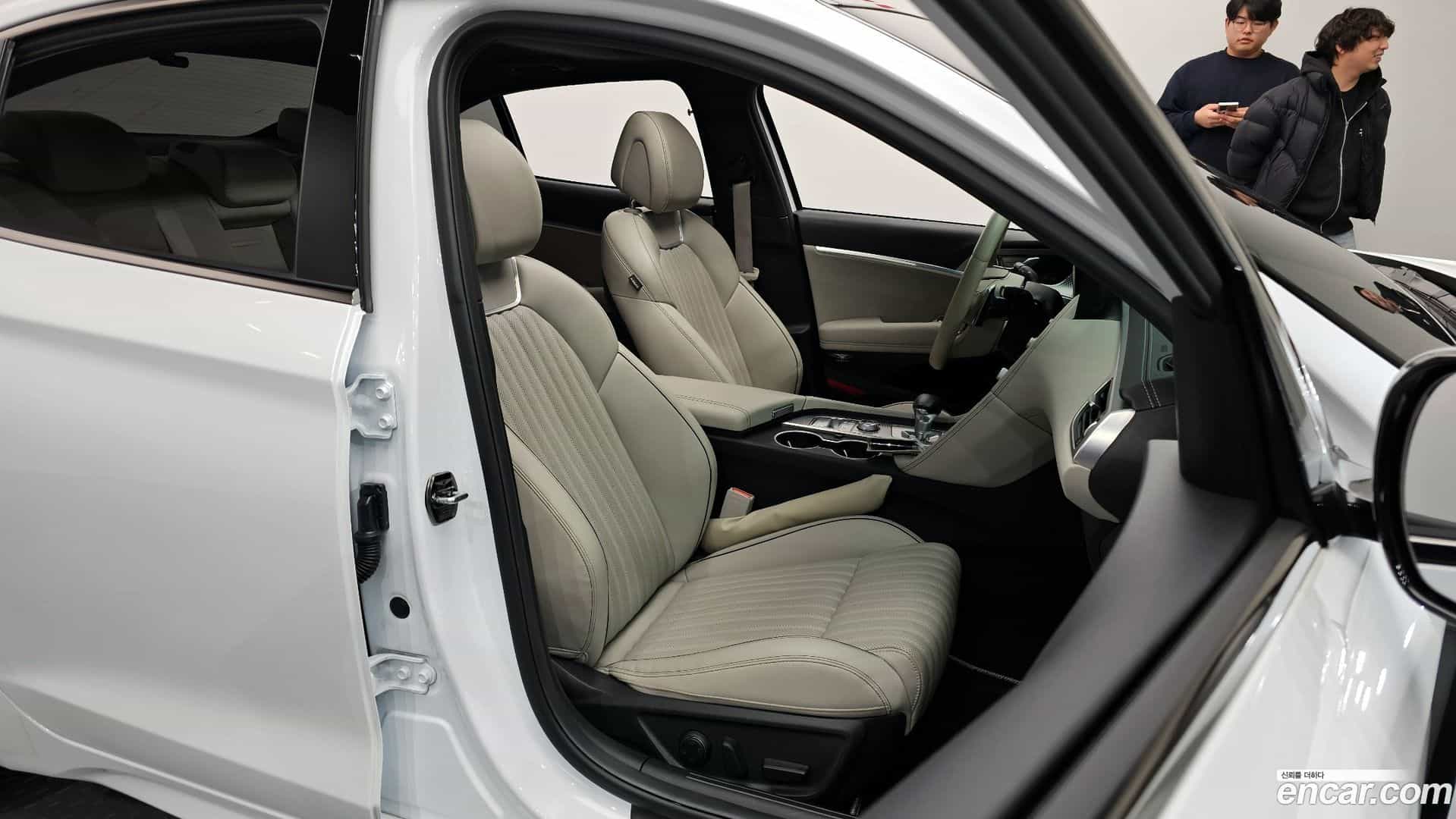 G70 Genesis 2022.3-OPTION-016