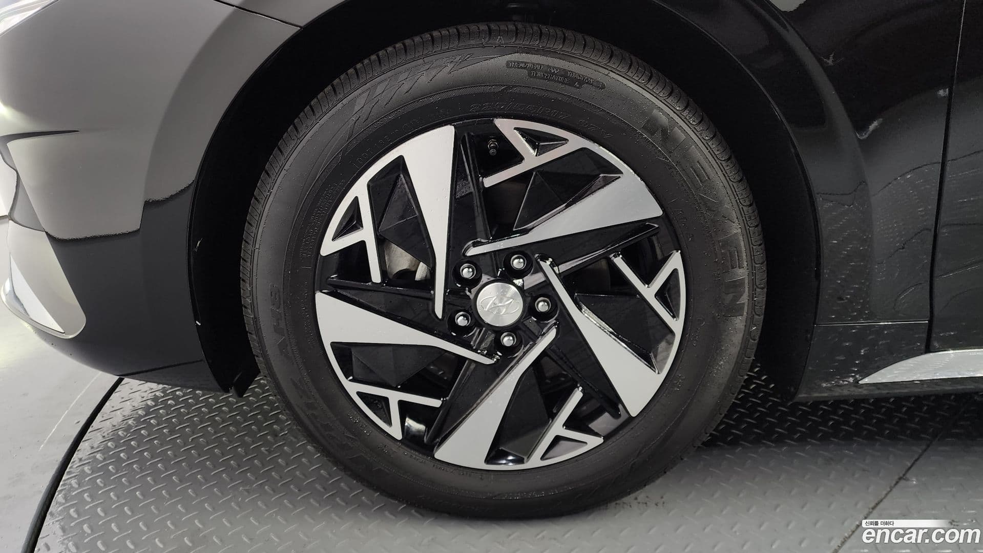 Main__Slider__Photo:Grandeur Hyundai 2020.5-4