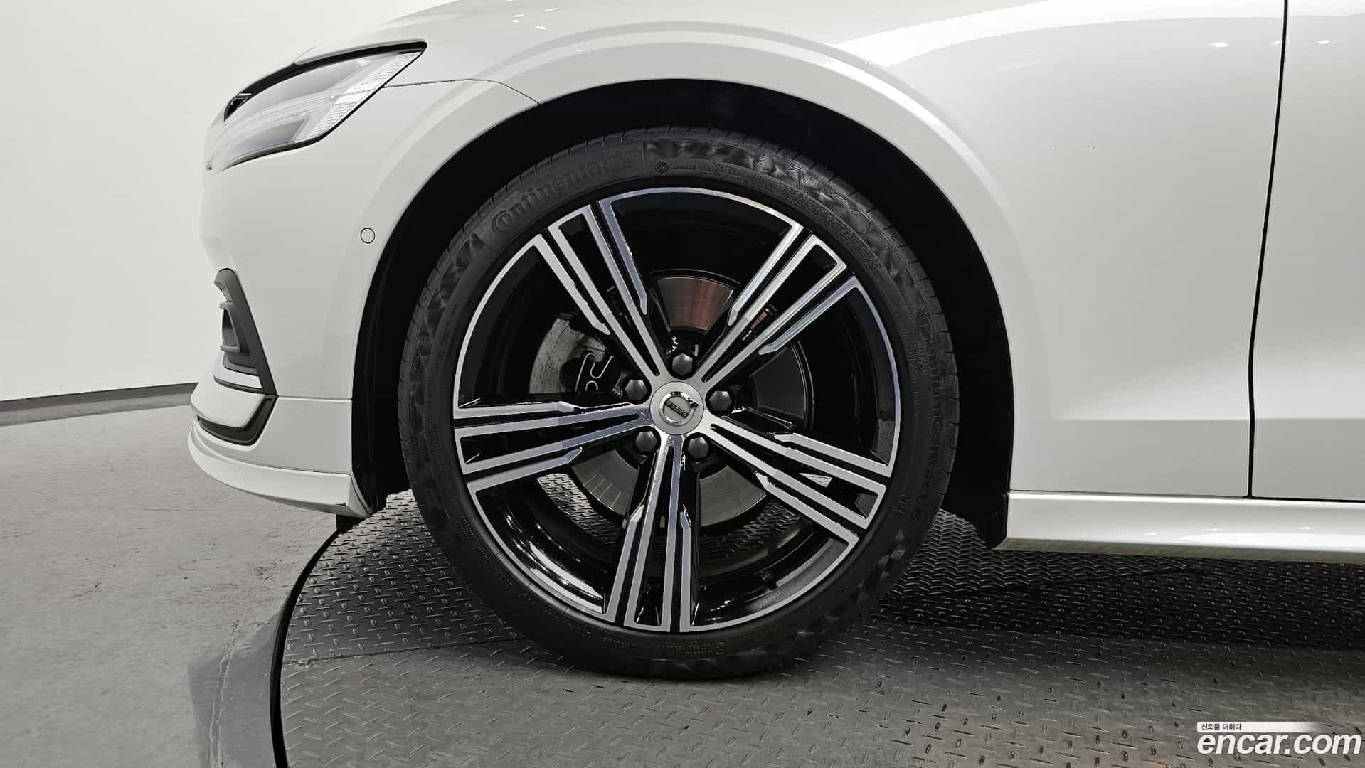 S60 Volvo 2021.11-OUTER-005