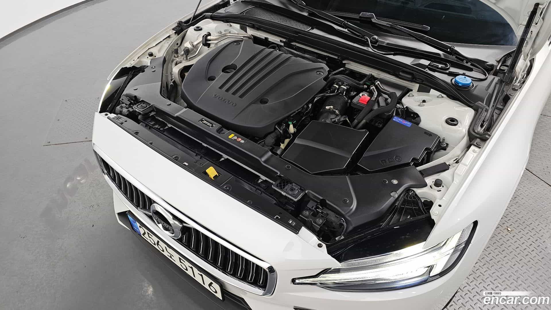 S60 Volvo 2021.11-INNER-006