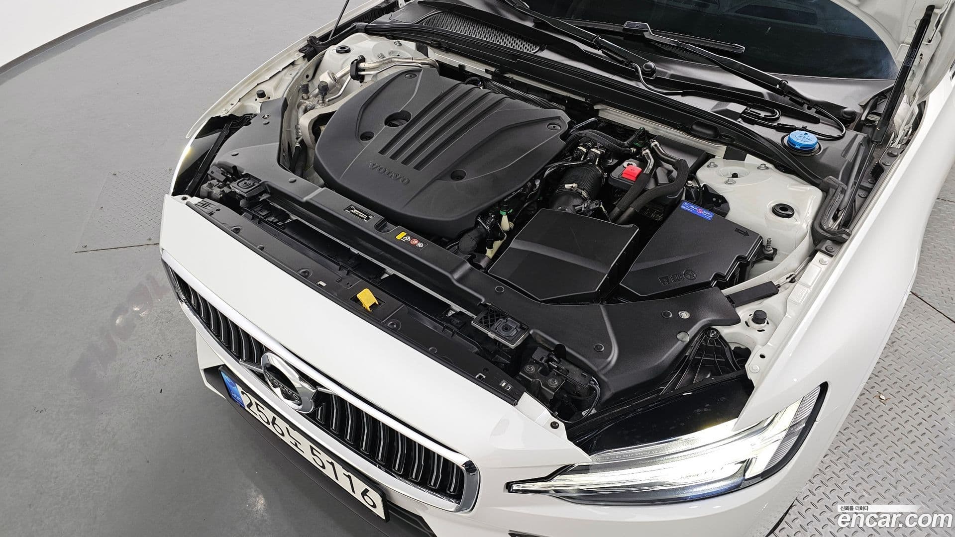 Main__Slider__Photo:S60 Volvo 2021.11-5