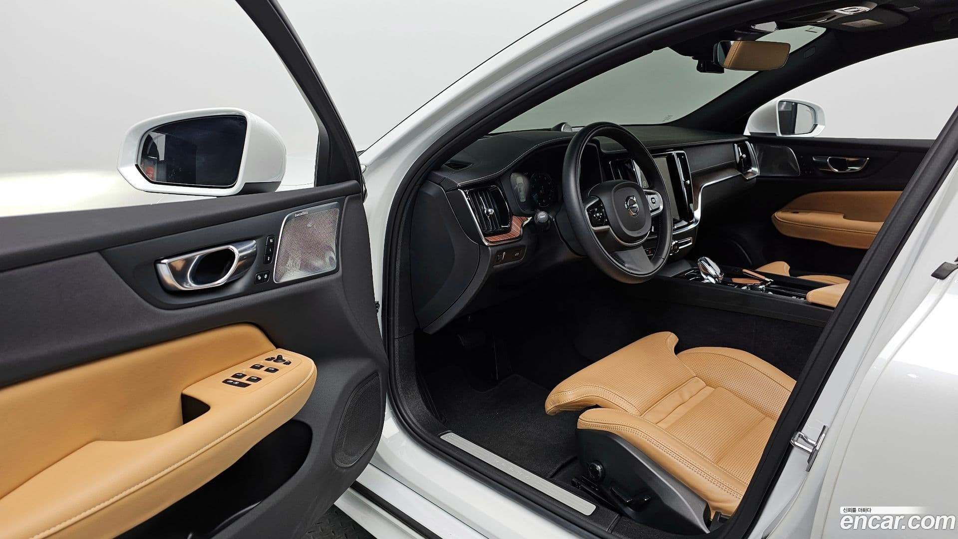 Main__Slider__Photo:S60 Volvo 2021.11-10