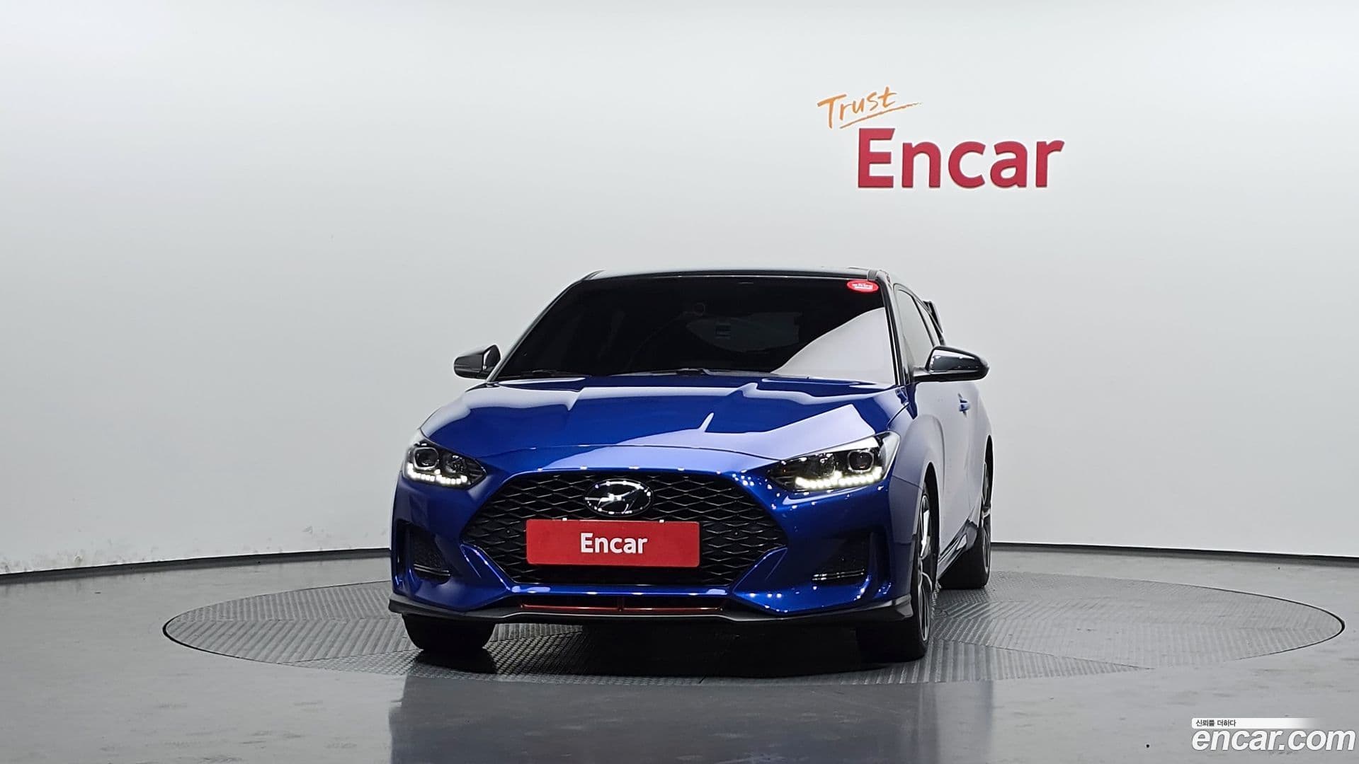 Main__Slider__Photo:Veloster Hyundai 2019.7-2