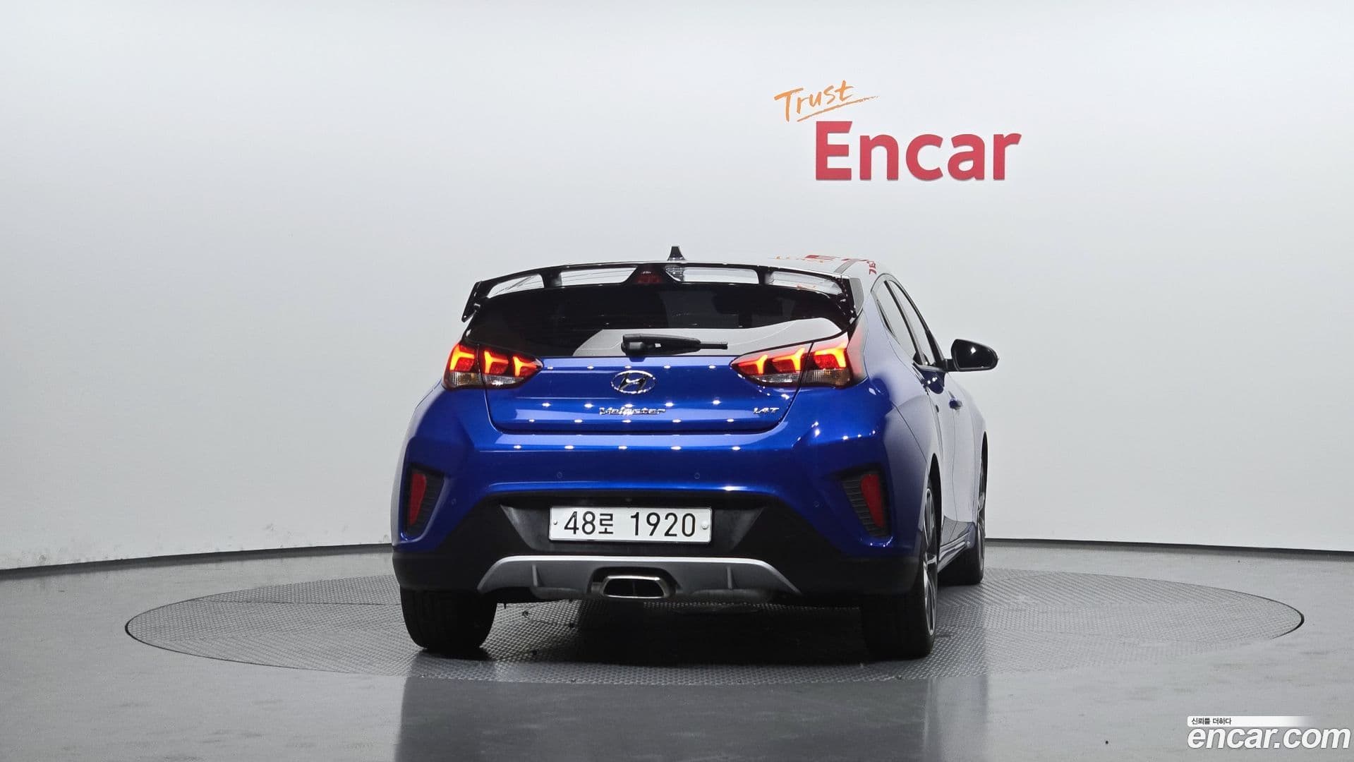 Main__Slider__Photo:Veloster Hyundai 2019.7-3