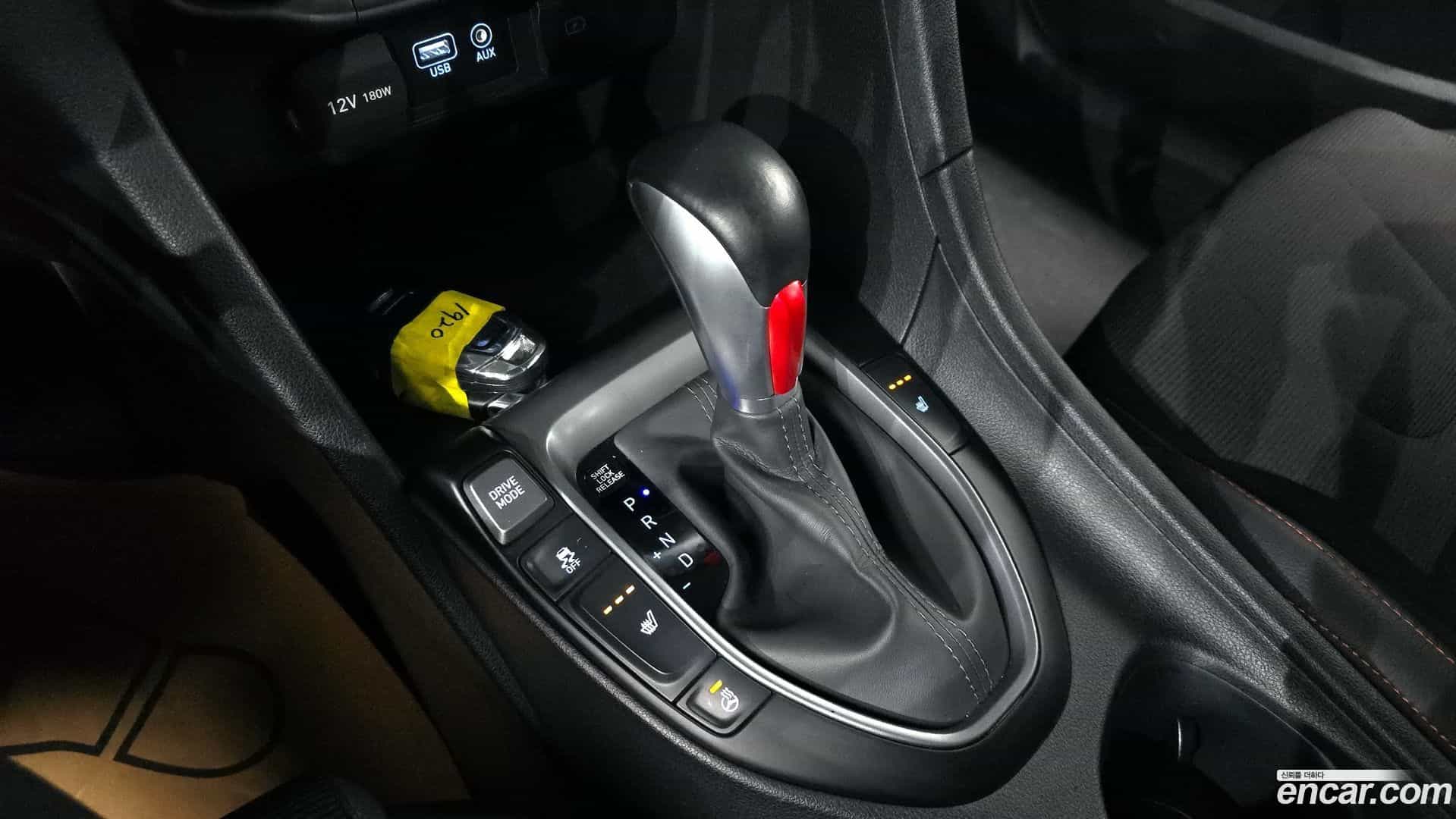 Veloster Hyundai 2019.7-INNER-009