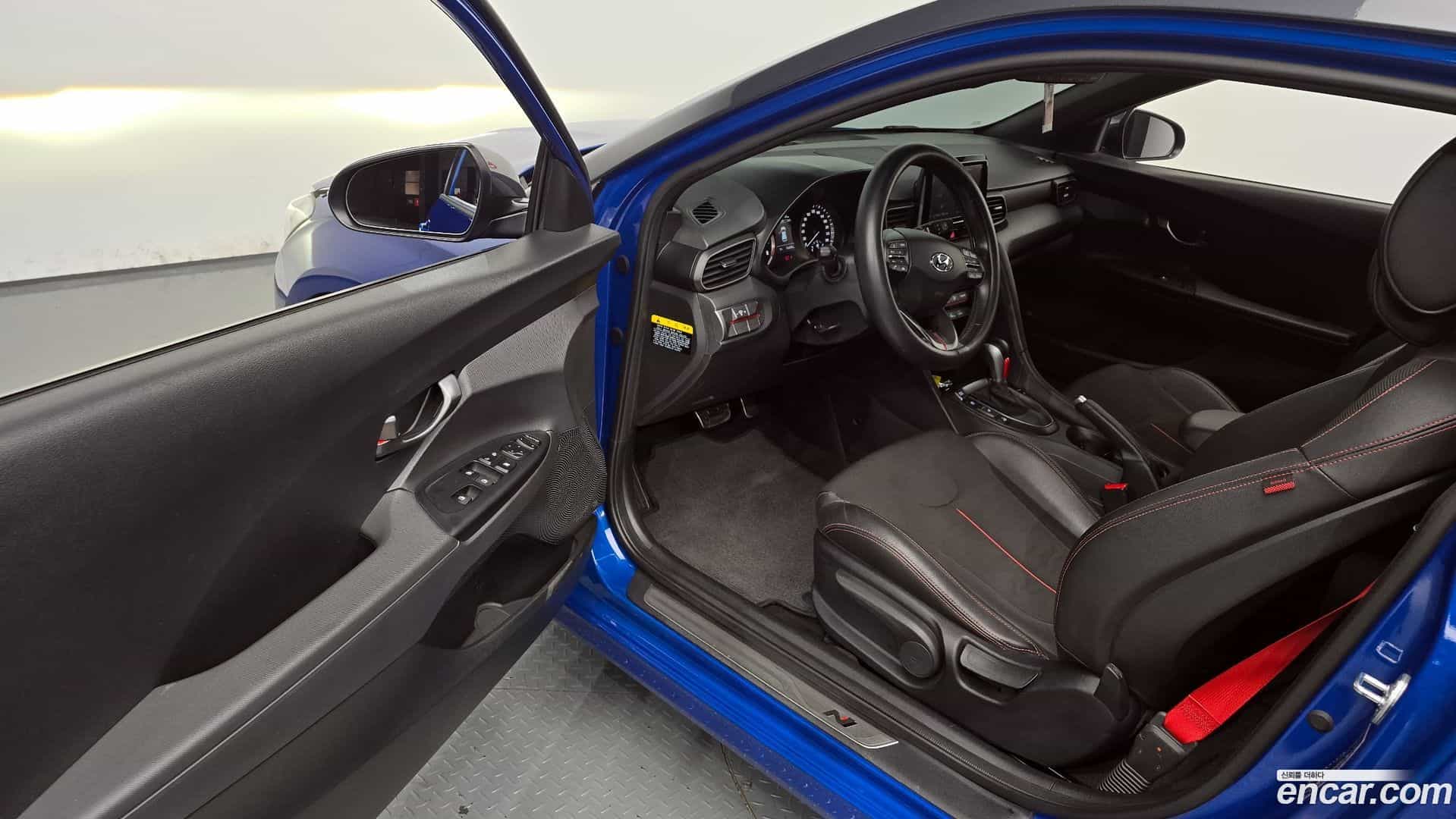 Veloster Hyundai 2019.7-INNER-010