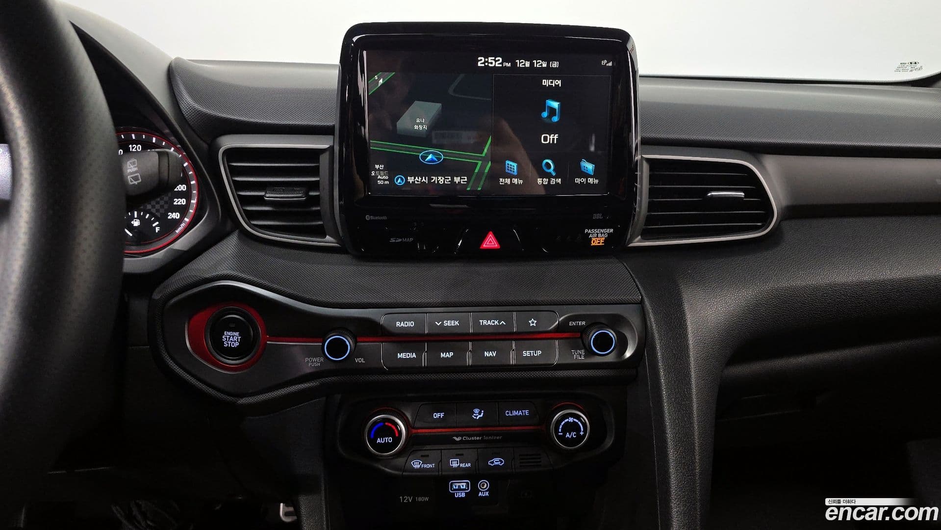 Main__Slider__Photo:Veloster Hyundai 2019.7-14