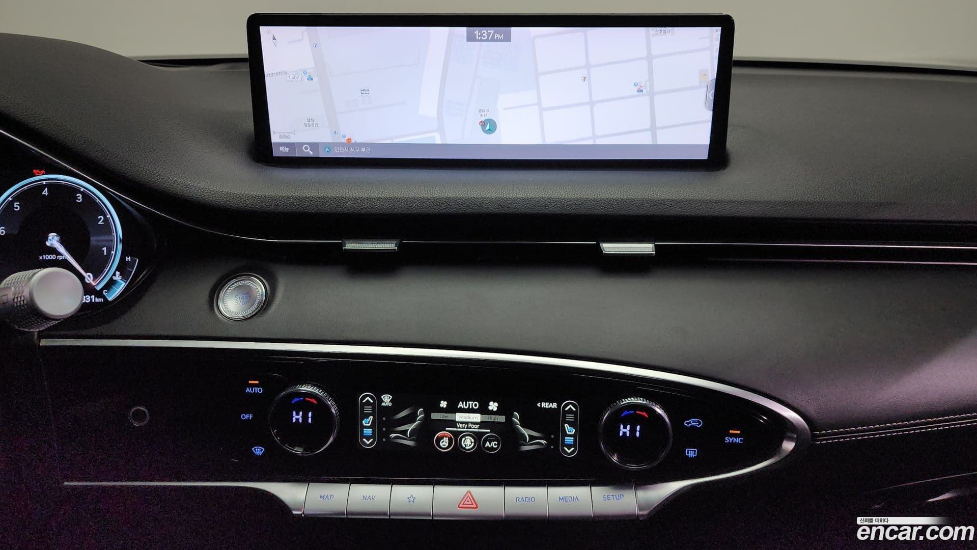 Main__Slider__Photo:GV70 Genesis 2021.2-13