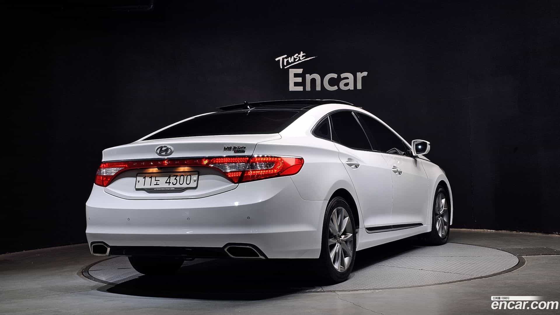 Grandeur Hyundai 2015.4-OUTER-002