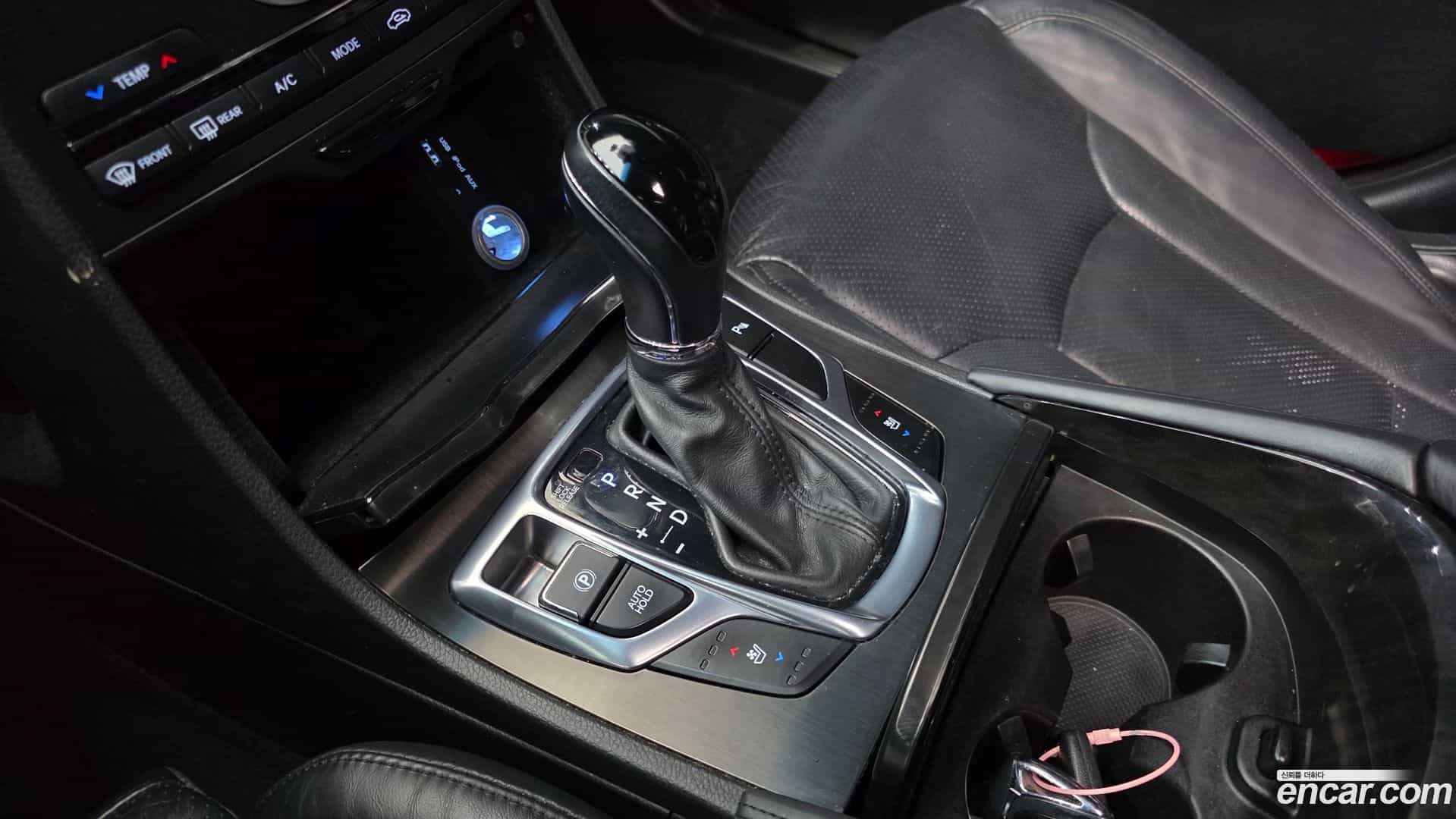 Grandeur Hyundai 2015.4-INNER-009