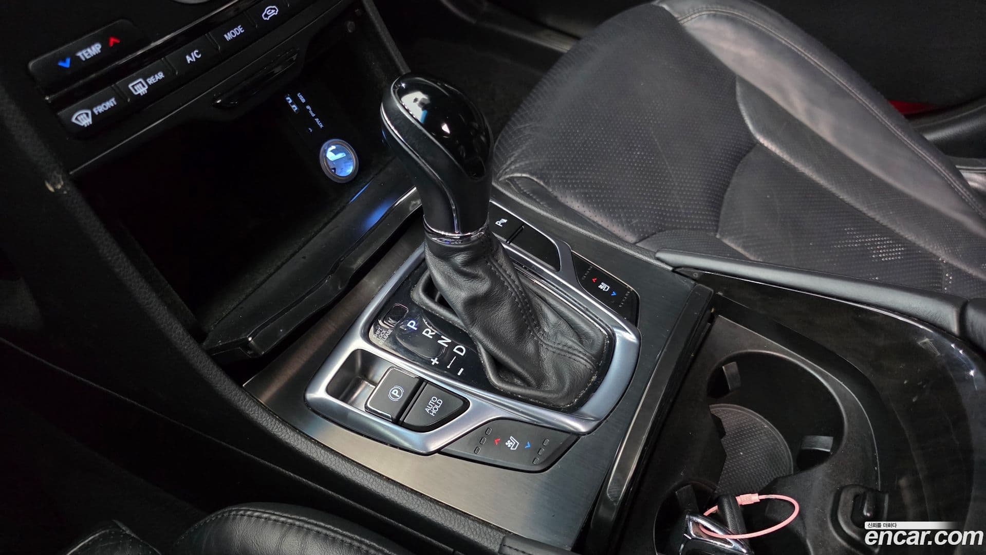 Main__Slider__Photo:Grandeur Hyundai 2015.4-8