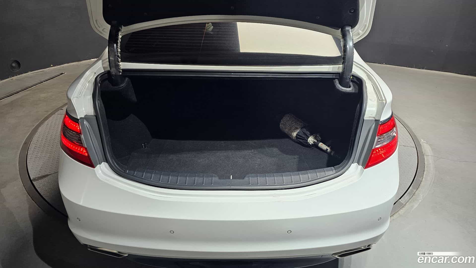 Grandeur Hyundai 2015.4-OPTION-024