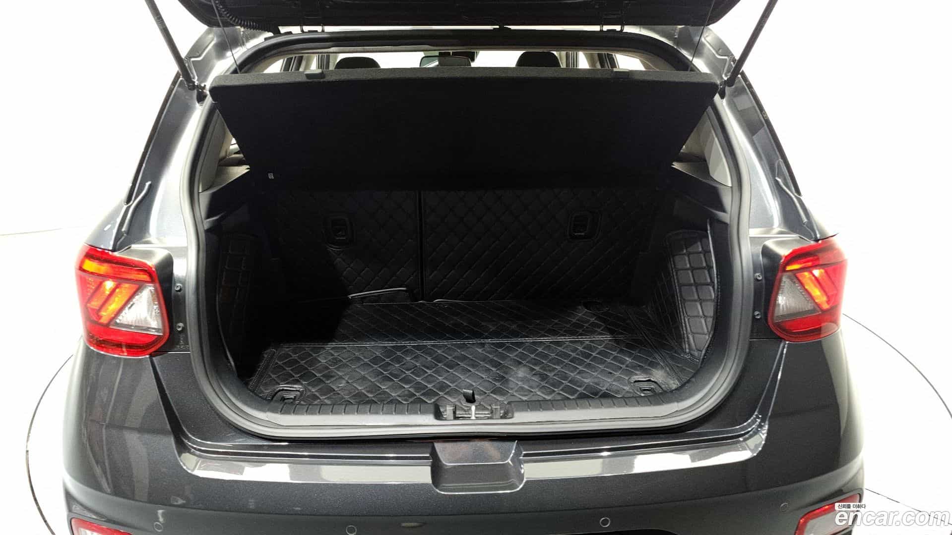 Venue Hyundai 2021.7-OPTION-024