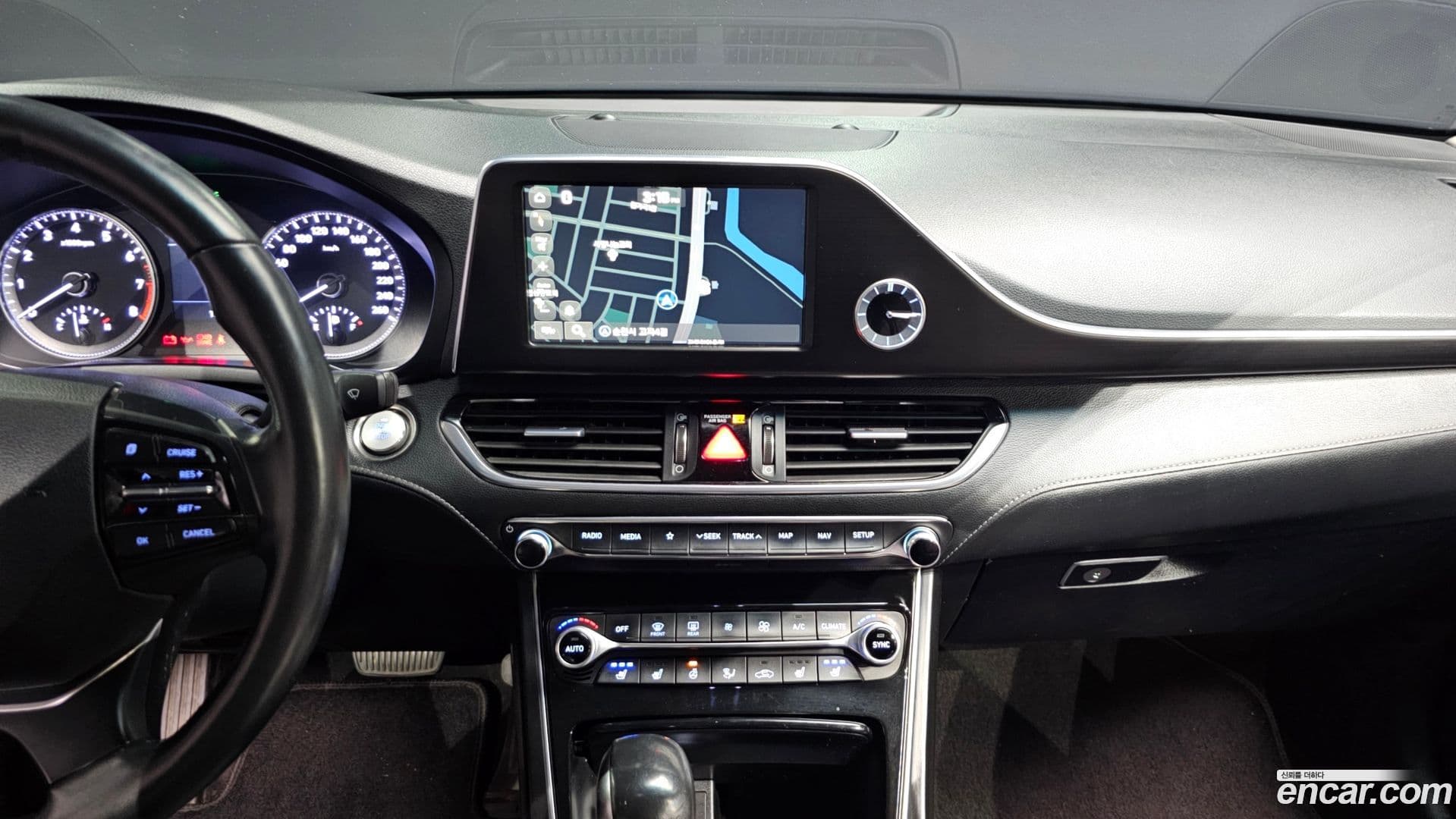 Main__Slider__Photo:Grandeur Hyundai 2017.3-13