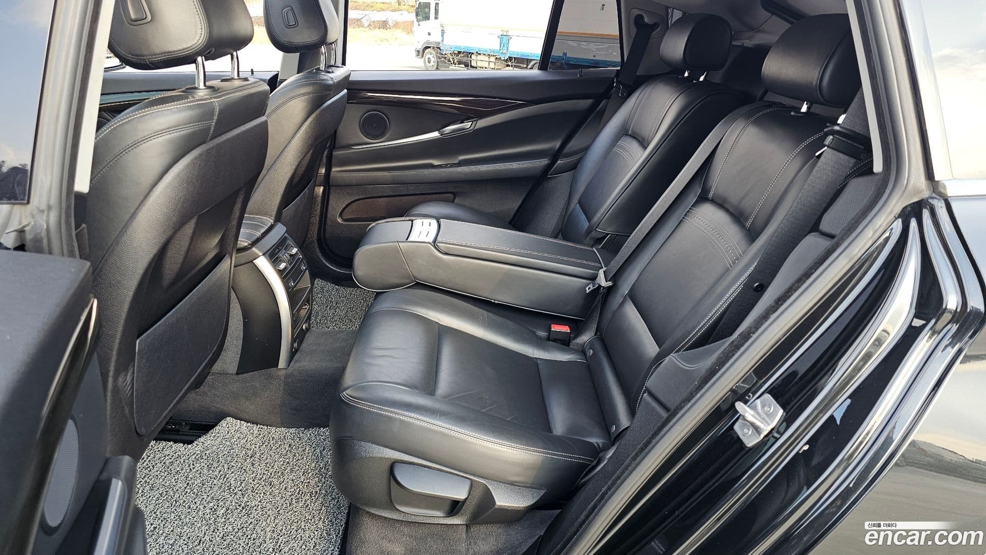 Main__Slider__Photo:Gran Turismo BMW 2015.4-11