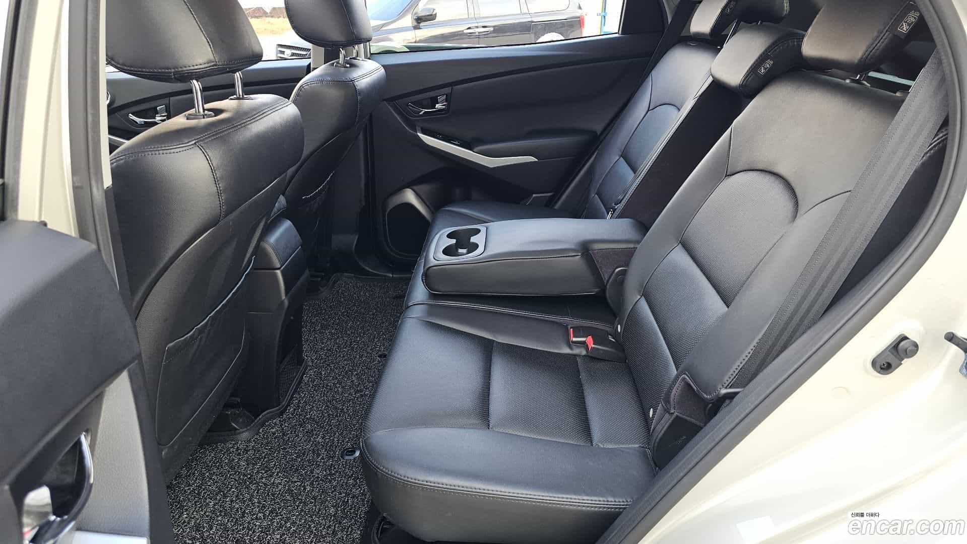 KORANDO KG_Mobility_Ssangyong 2013.9-OPTION-016