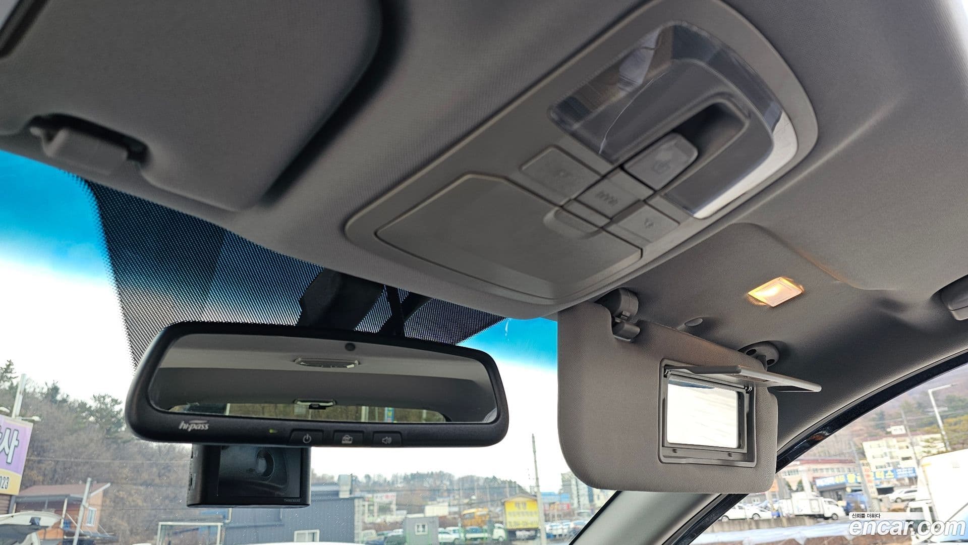 Main__Slider__Photo:KORANDO KG_Mobility_Ssangyong 2013.9-16