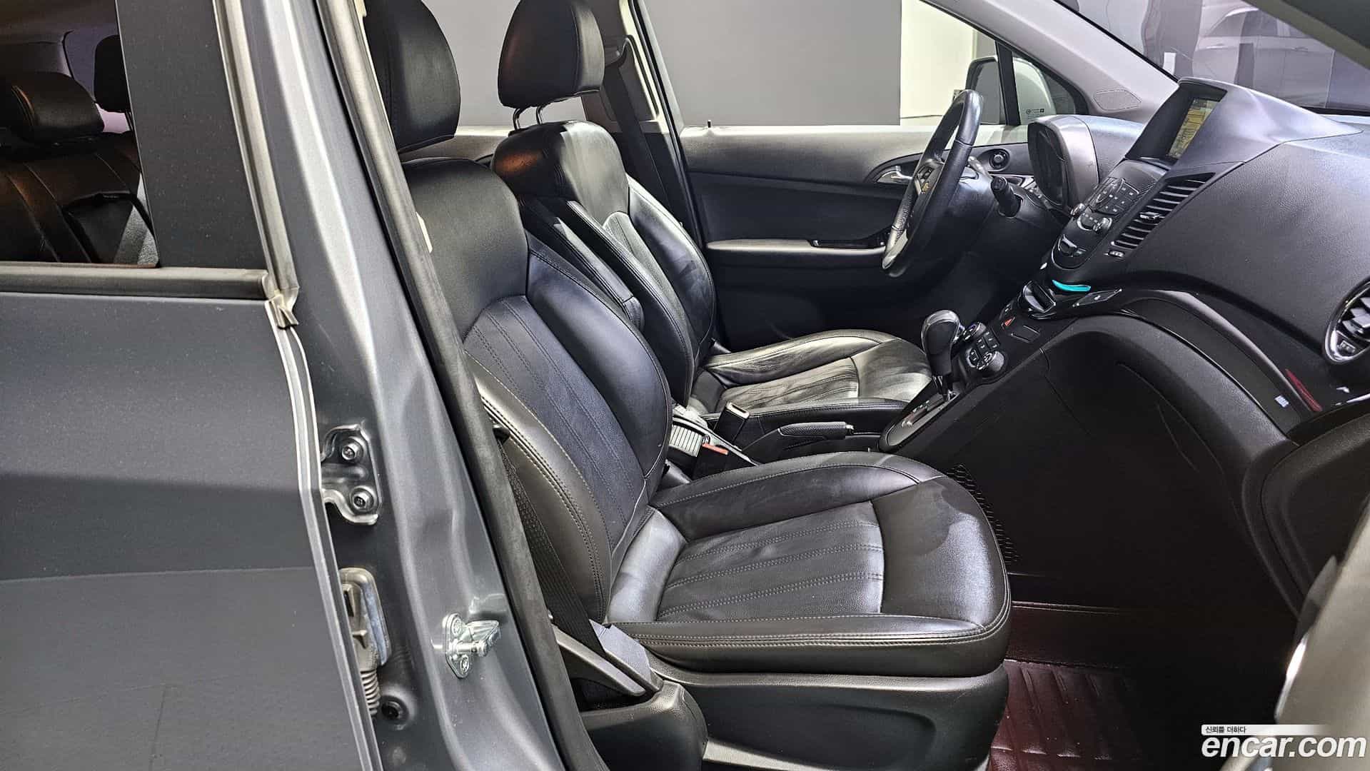 Orlando Chevrolet 2014.11-INNER-010