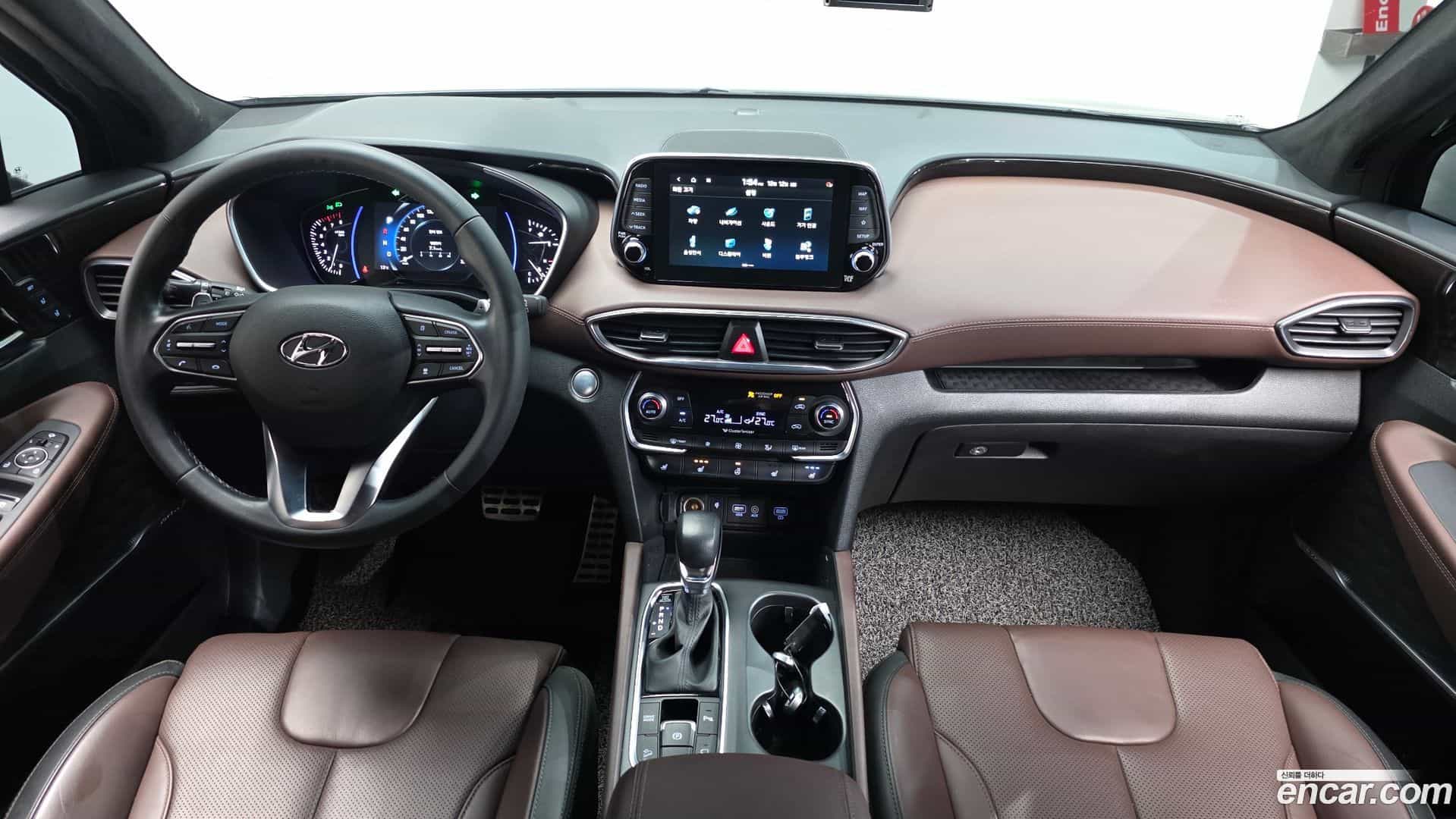 Santafe Hyundai 2019.2-INNER-007
