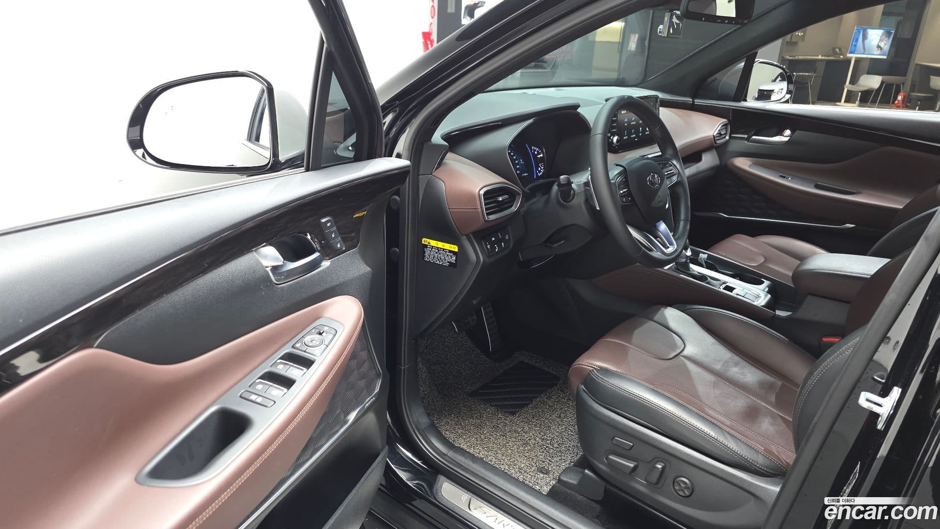 Main__Slider__Photo:Santafe Hyundai 2019.2-10