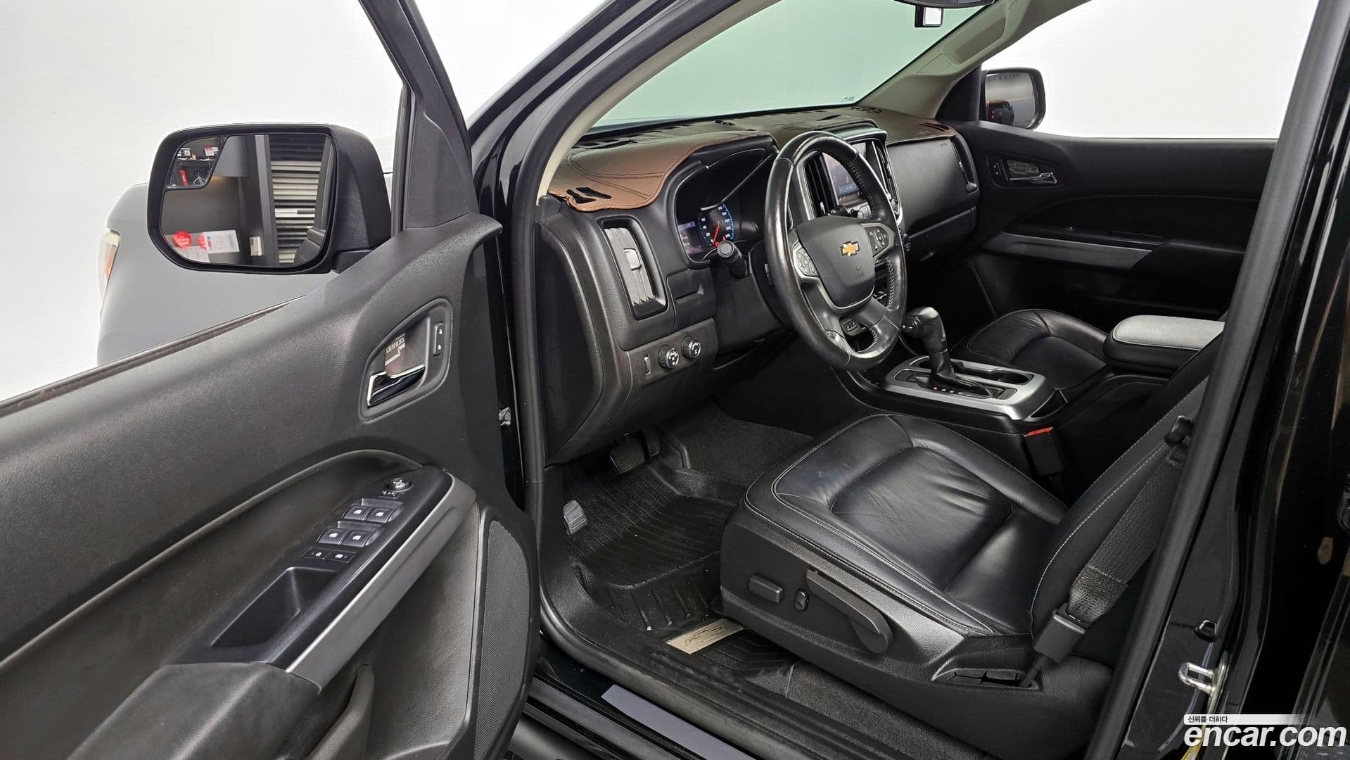 Main__Slider__Photo:Colorado Chevrolet 2020.1-10