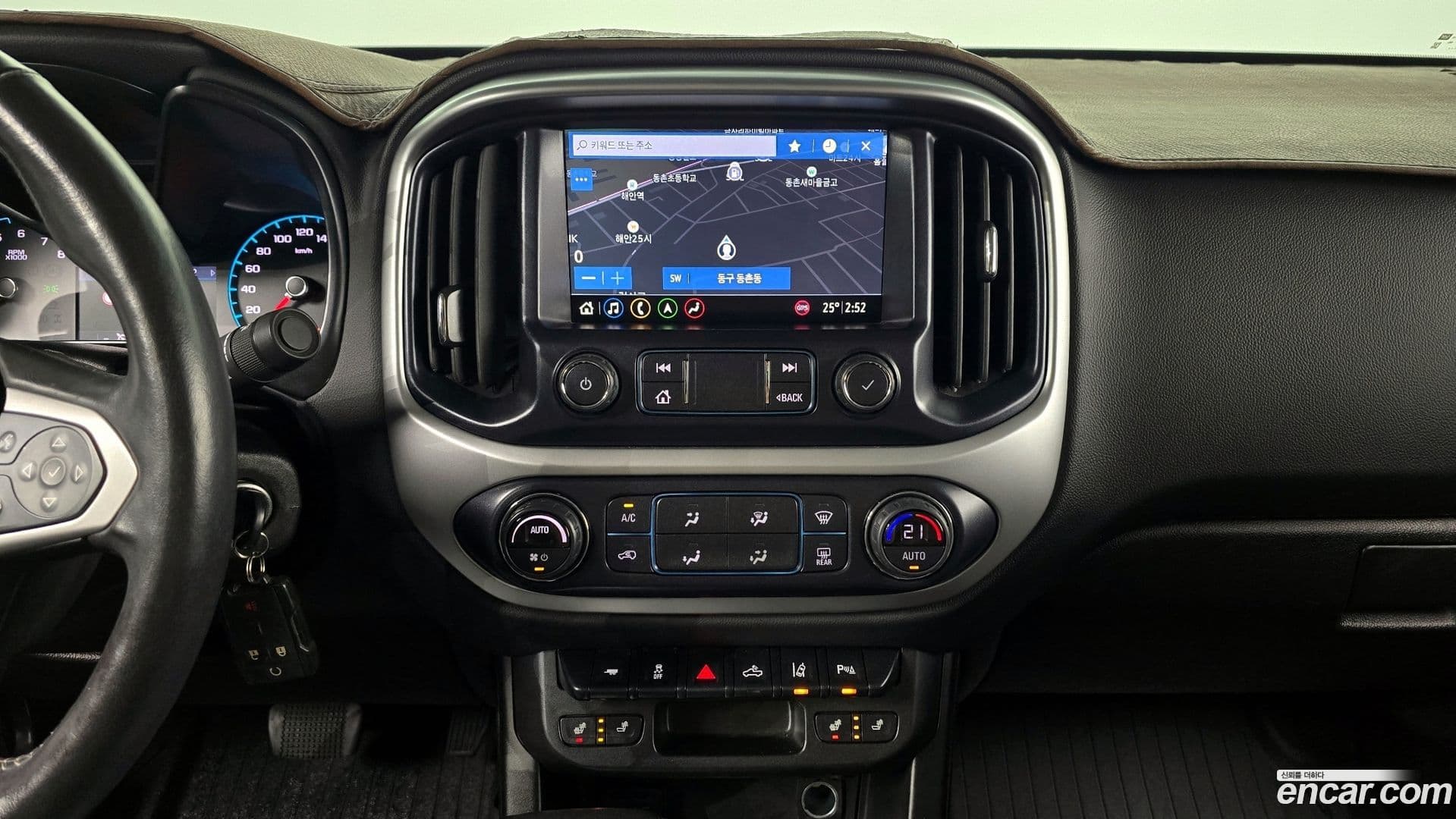 Main__Slider__Photo:Colorado Chevrolet 2020.1-14