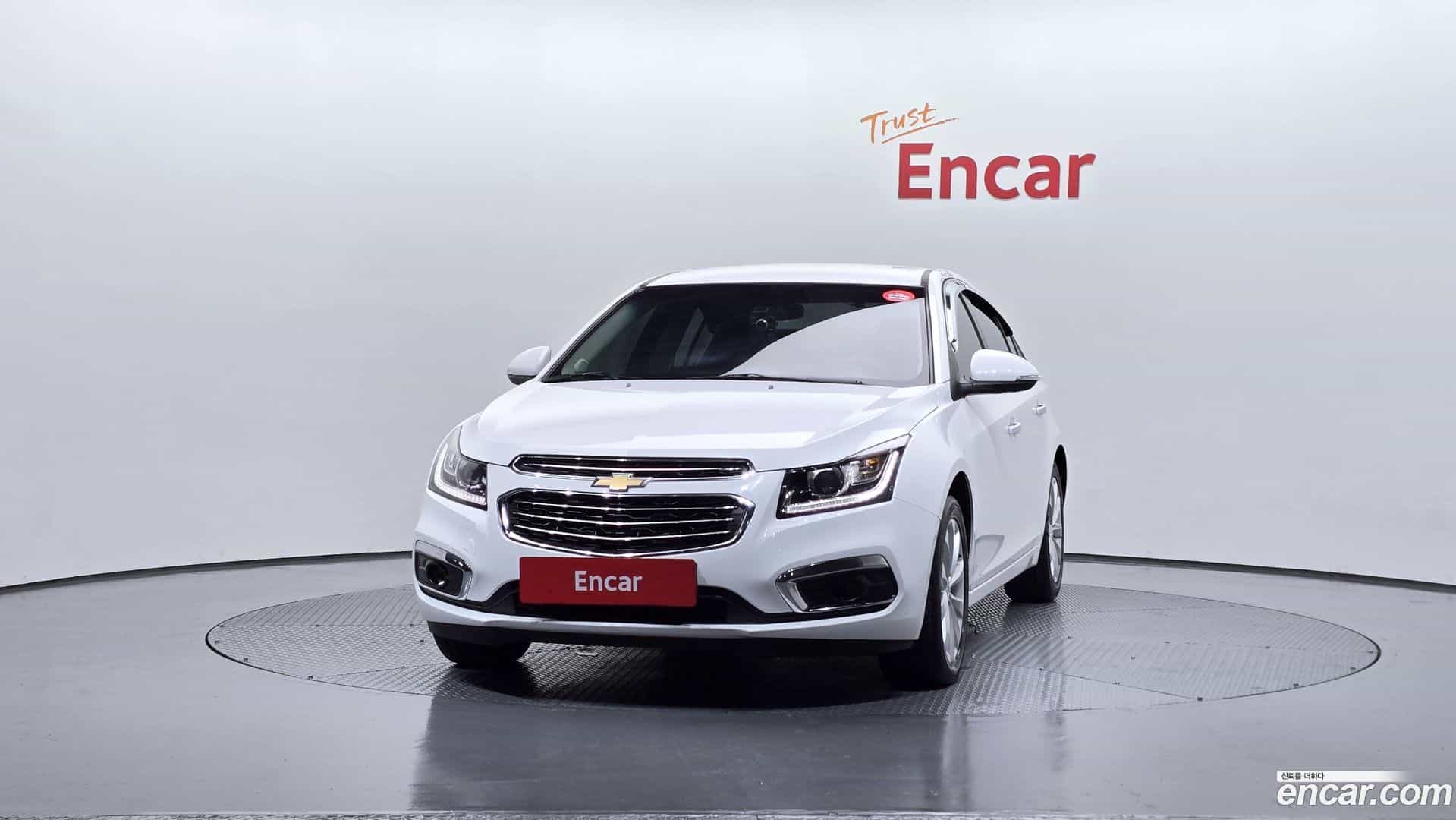 Cruze Chevrolet 2016.11-OUTER-003