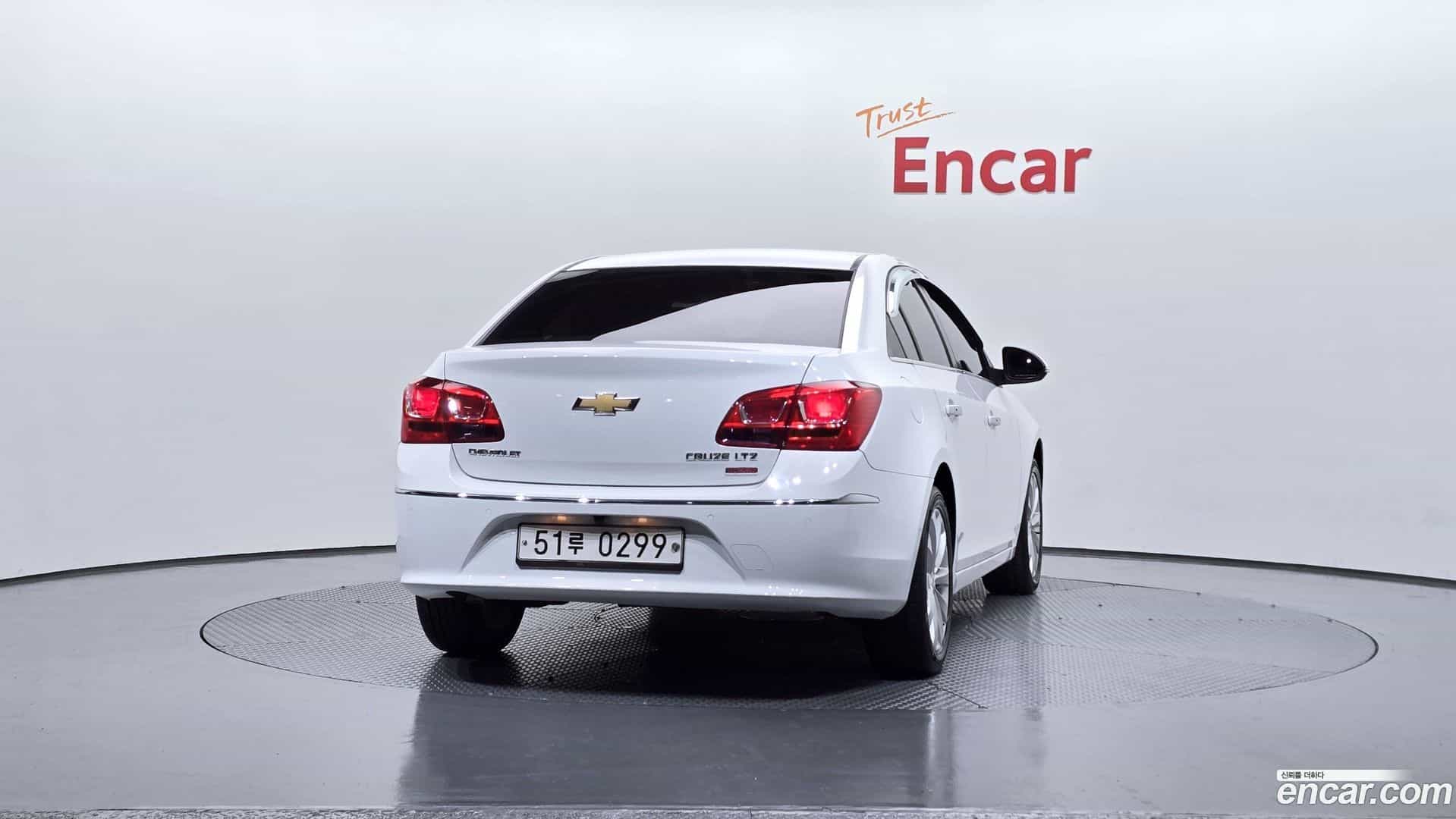 Cruze Chevrolet 2016.11-OUTER-004