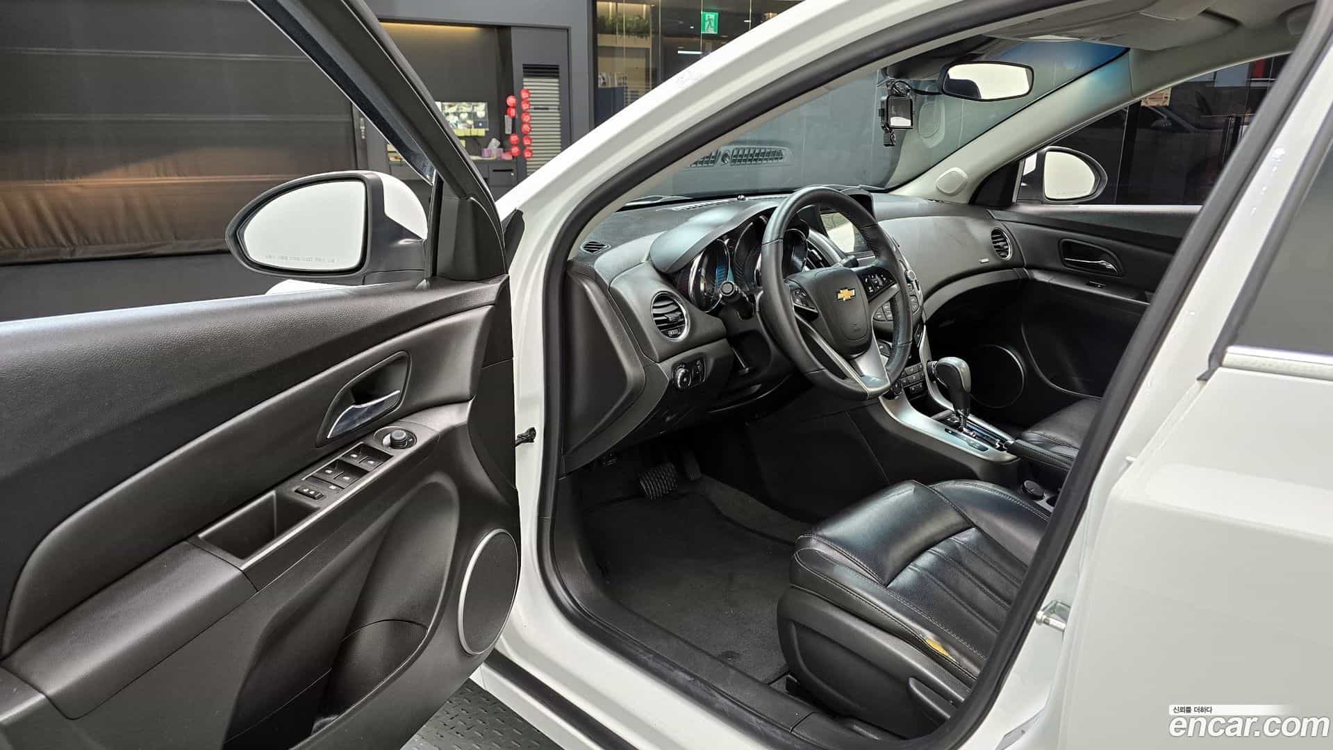 Cruze Chevrolet 2016.11-OPTION-015