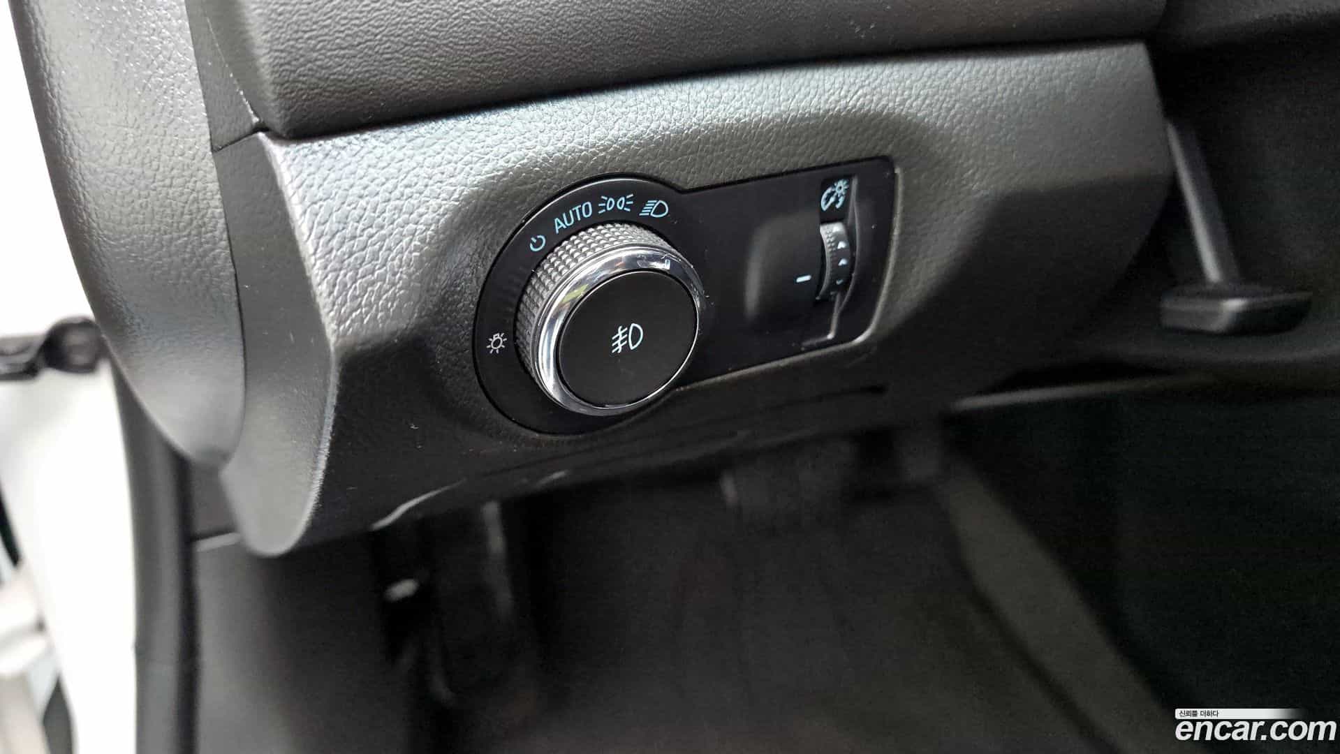 Cruze Chevrolet 2016.11-OPTION-017