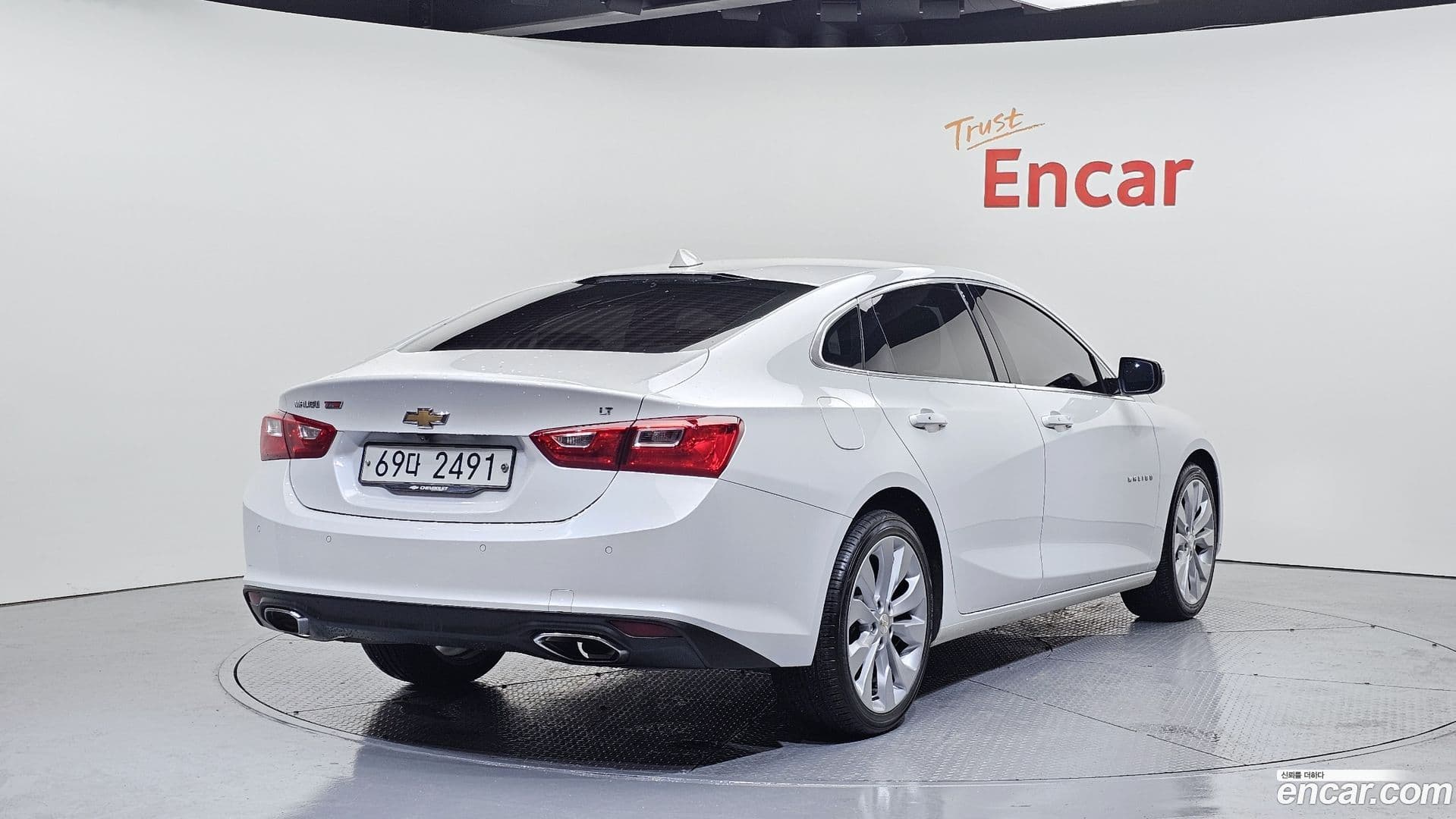 Main__Slider__Photo:Malibu Chevrolet 2017.9-1