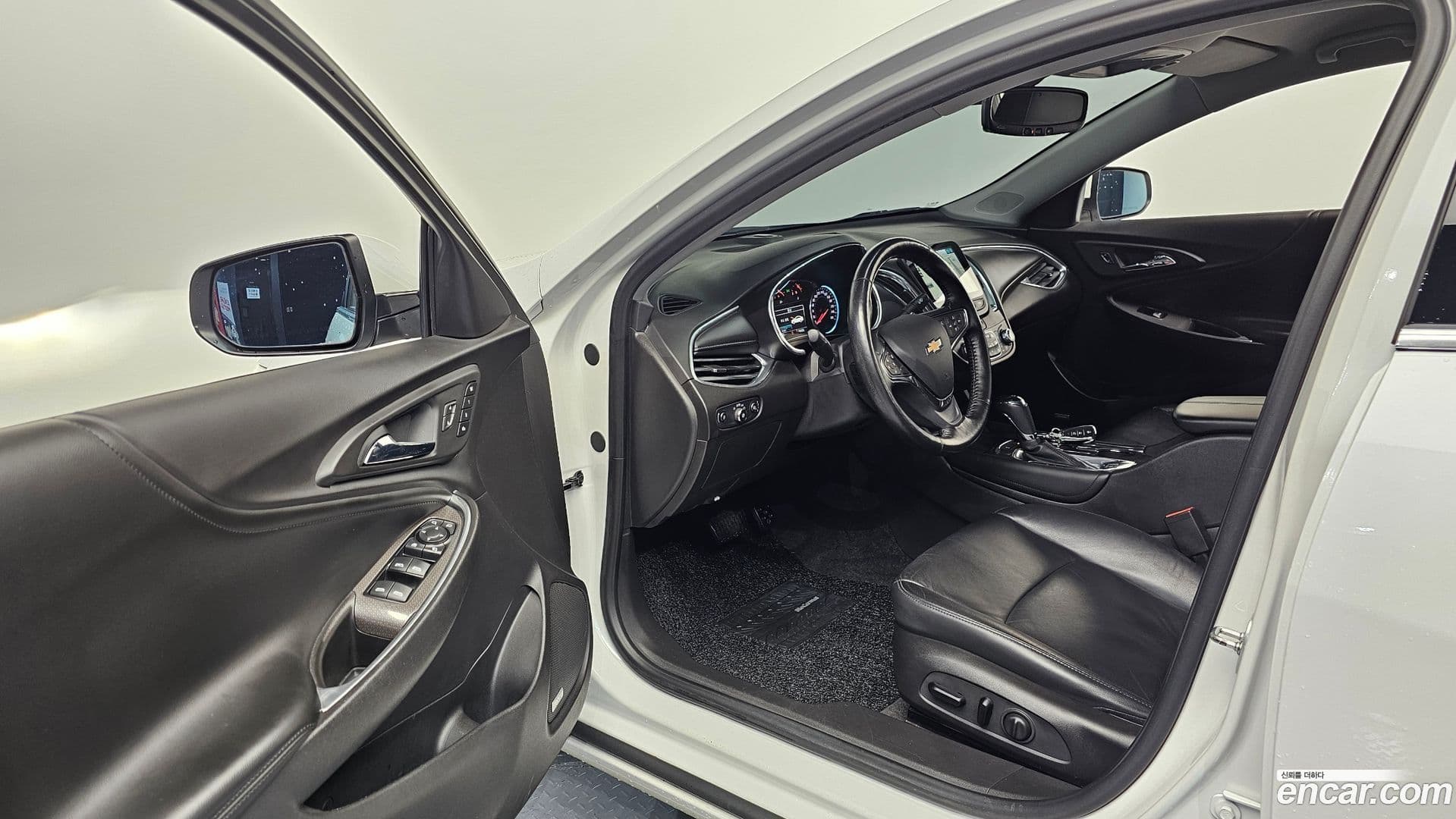 Main__Slider__Photo:Malibu Chevrolet 2017.9-9