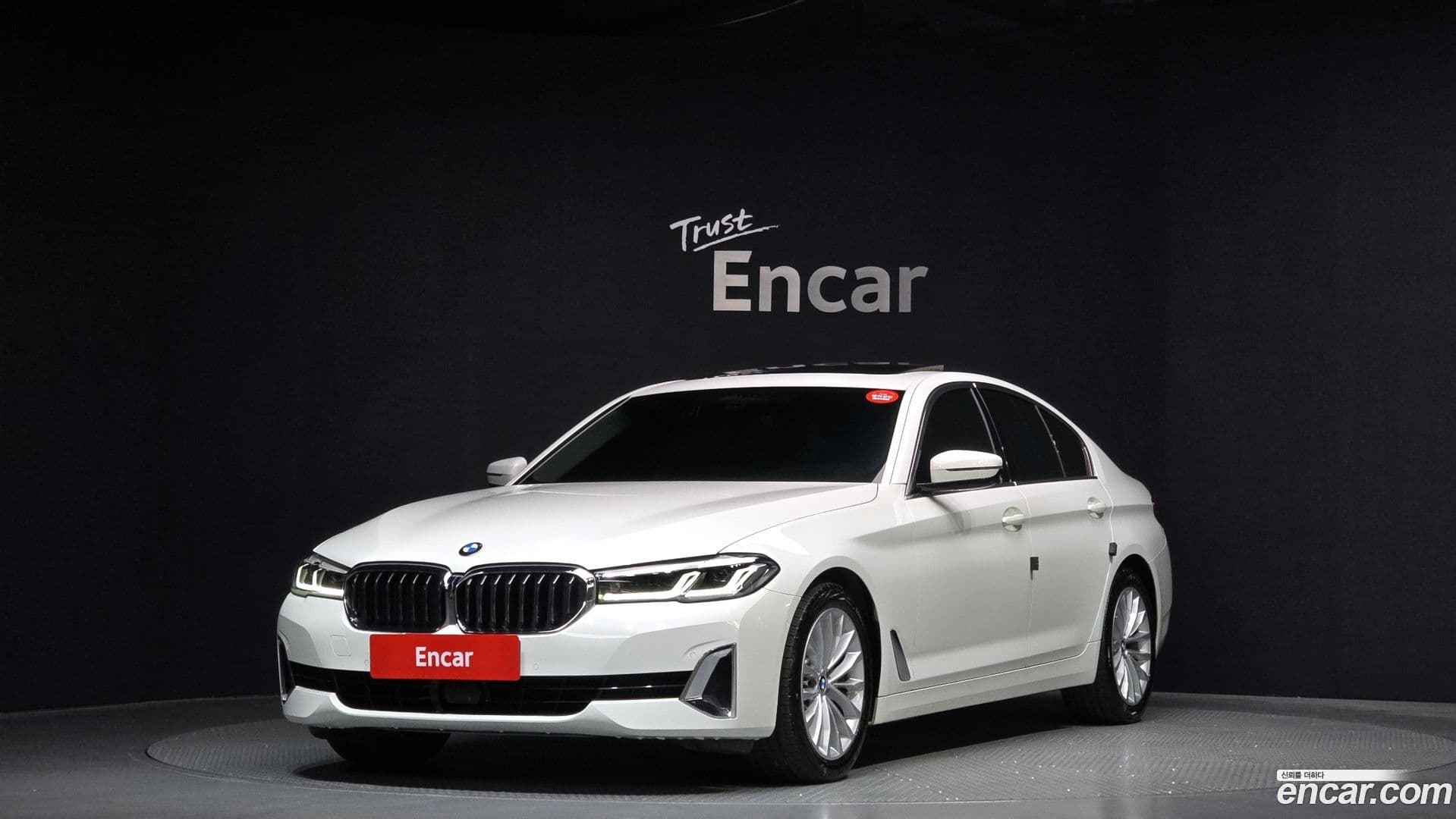 Main__Slider__Photo:5-Series BMW 2023.5-0