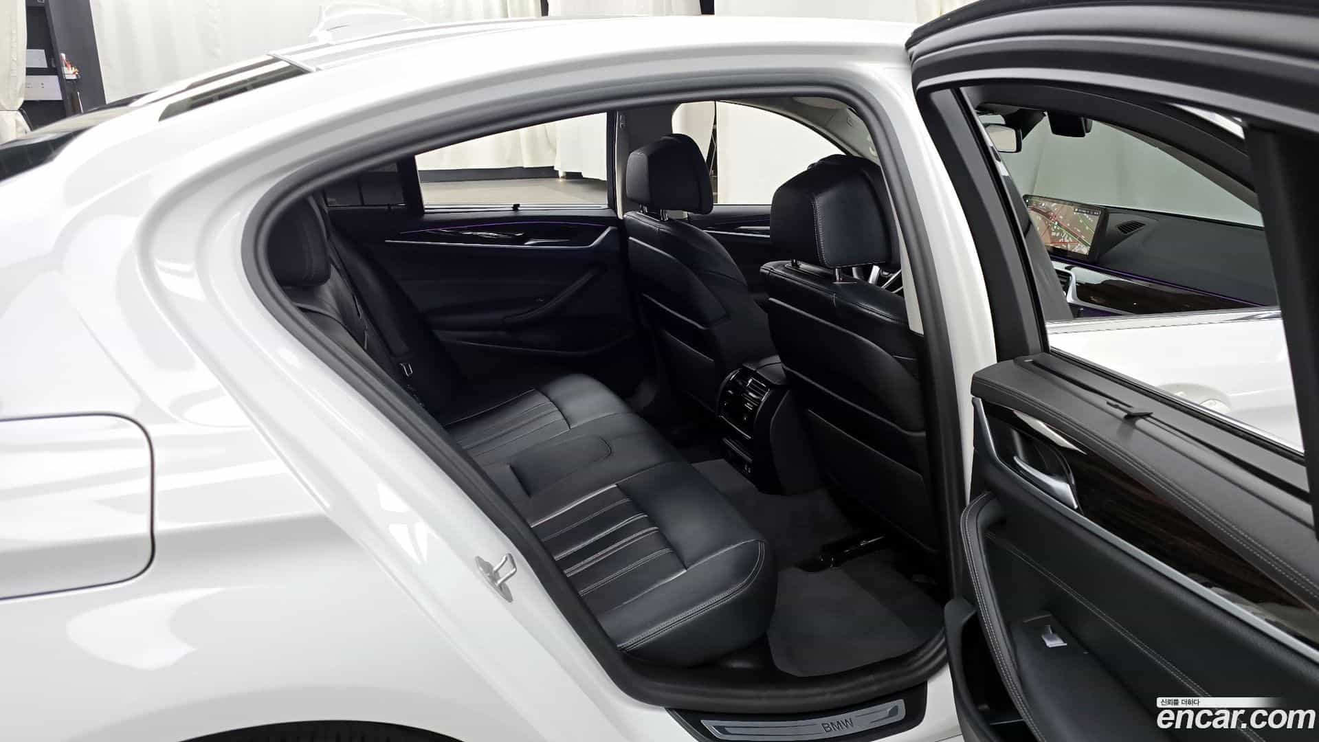 5-Series BMW 2023.5-OPTION-016