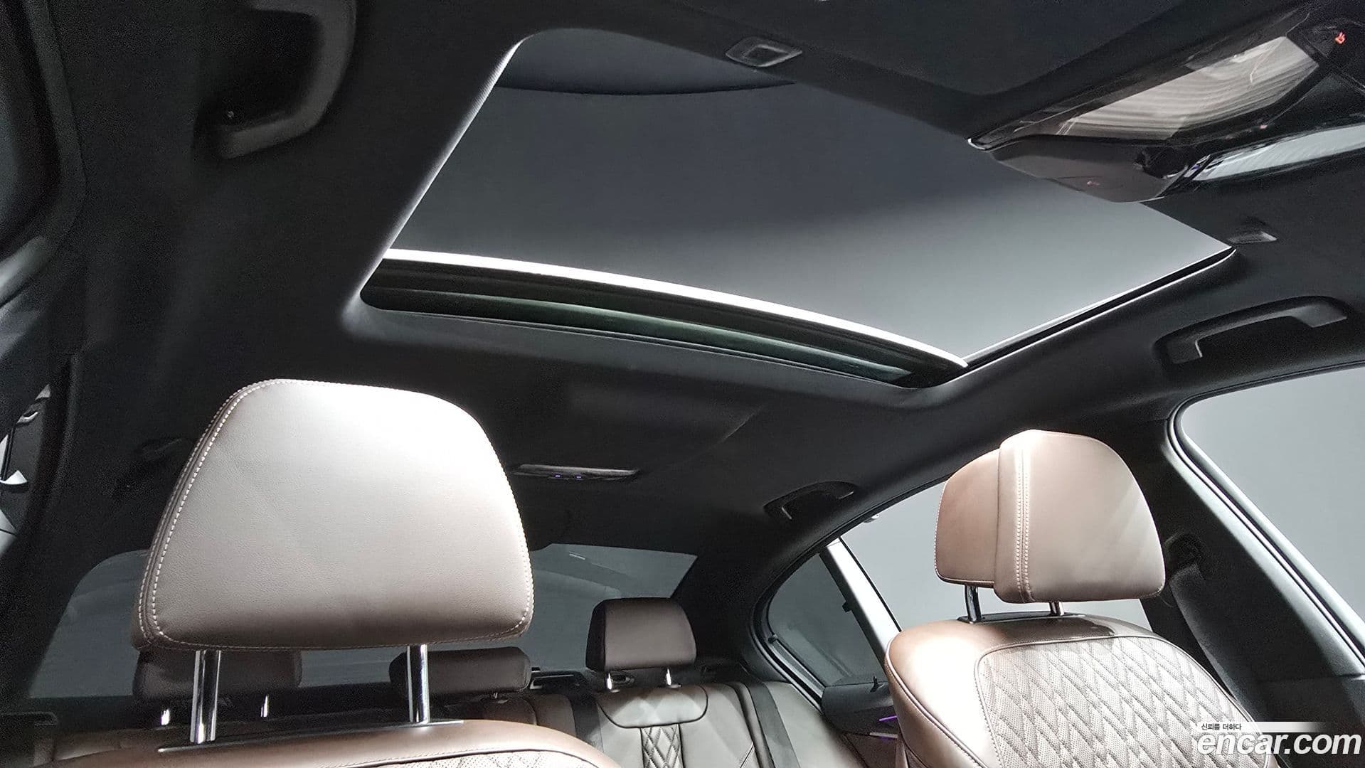 Main__Slider__Photo:5-Series BMW 2022.8-18