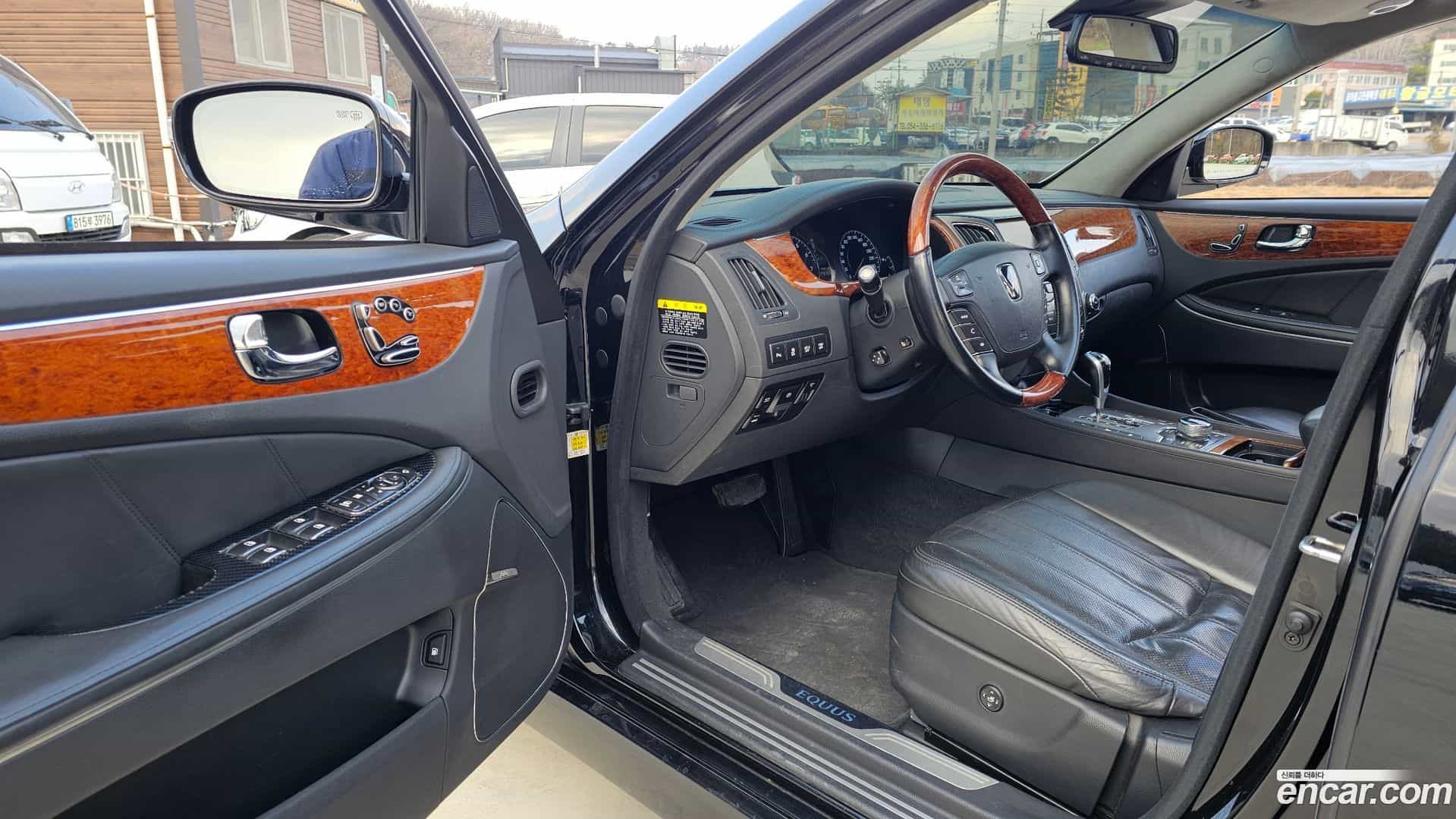 Equus Hyundai 2010.3-OPTION-015