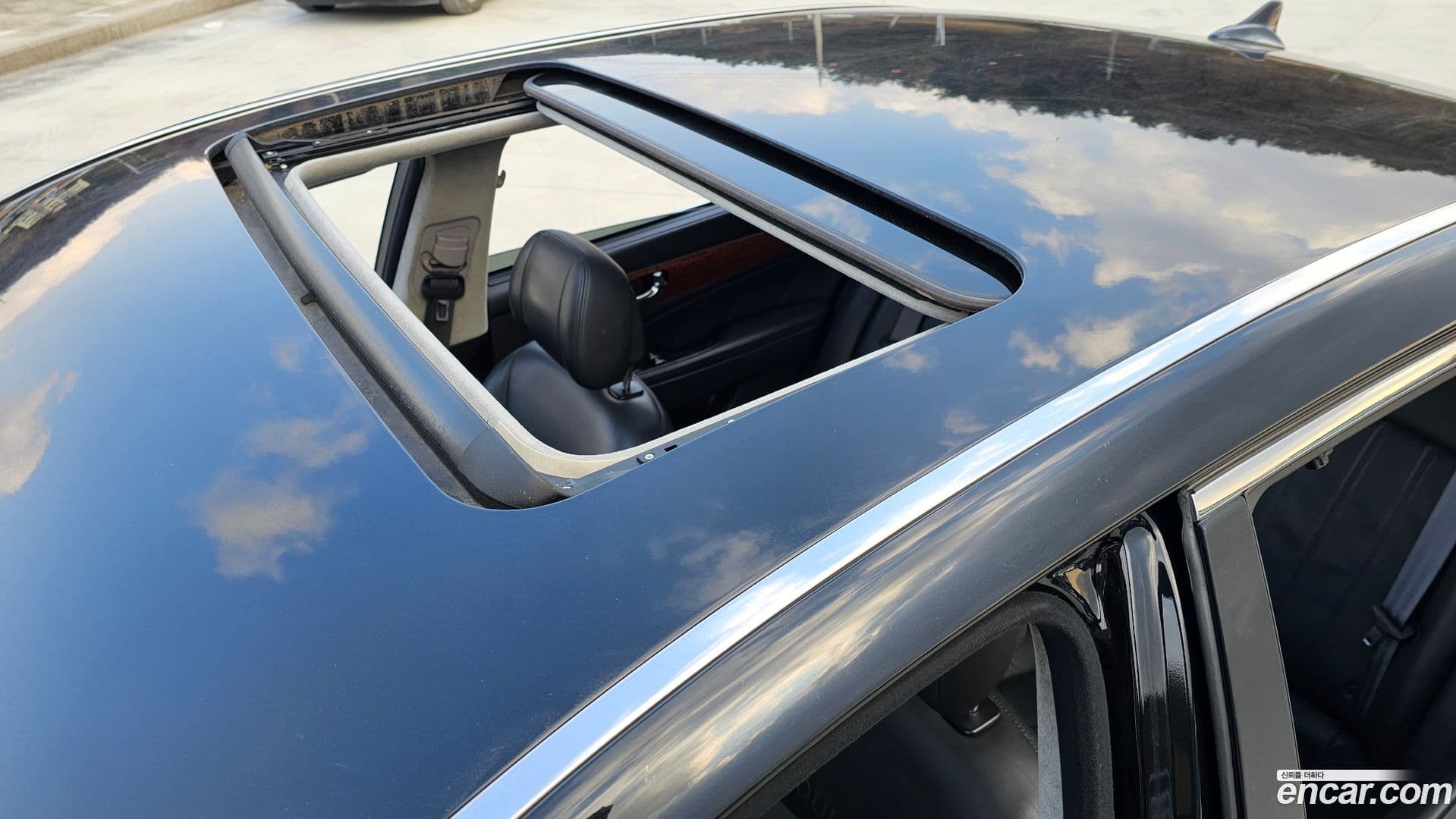 Main__Slider__Photo:Equus Hyundai 2010.3-19