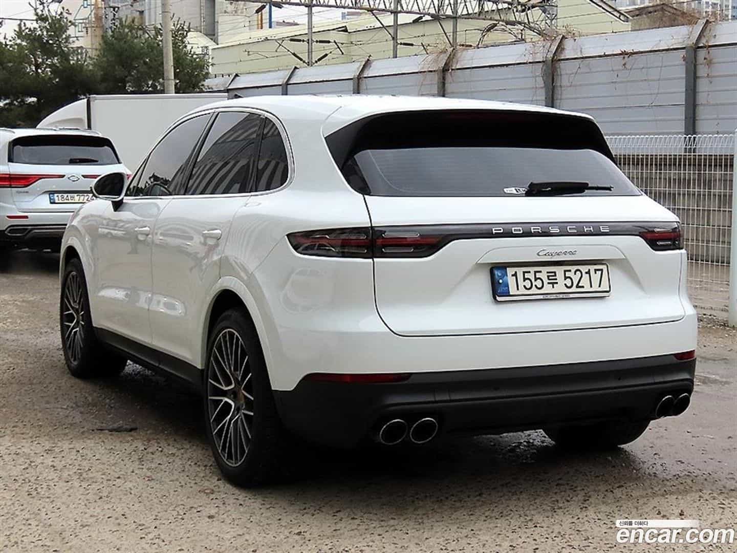 Cayenne Porsche 2022.10-OUTER-003