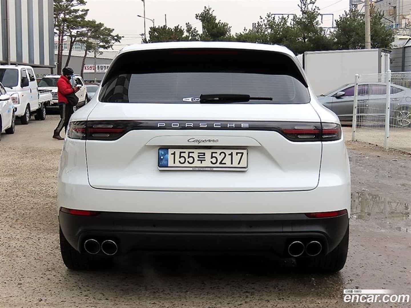 Cayenne Porsche 2022.10-OUTER-004