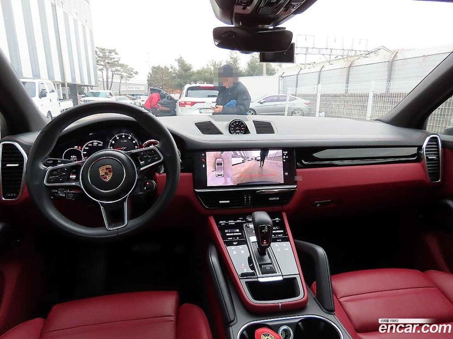 Main__Slider__Photo:Cayenne Porsche 2022.10-6