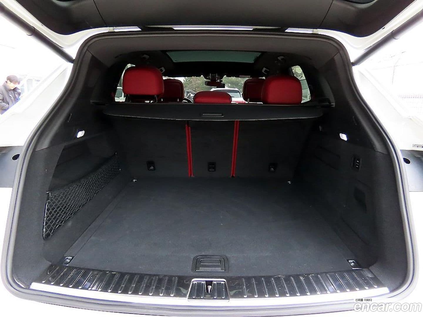 Main__Slider__Photo:Cayenne Porsche 2022.10-16