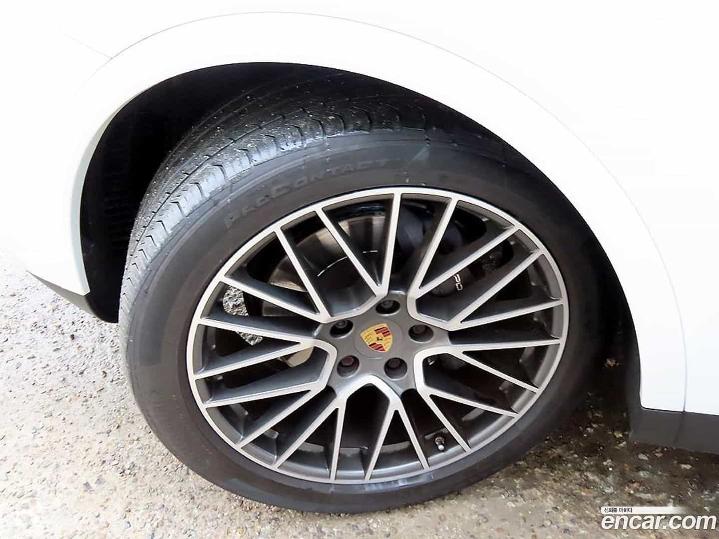 Cayenne Porsche 2022.10-OPTION-024