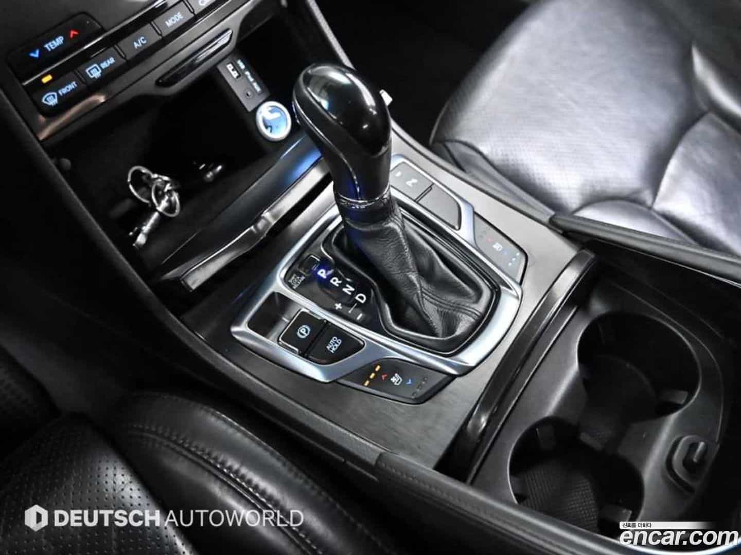 Grandeur Hyundai 2014.8-INNER-009