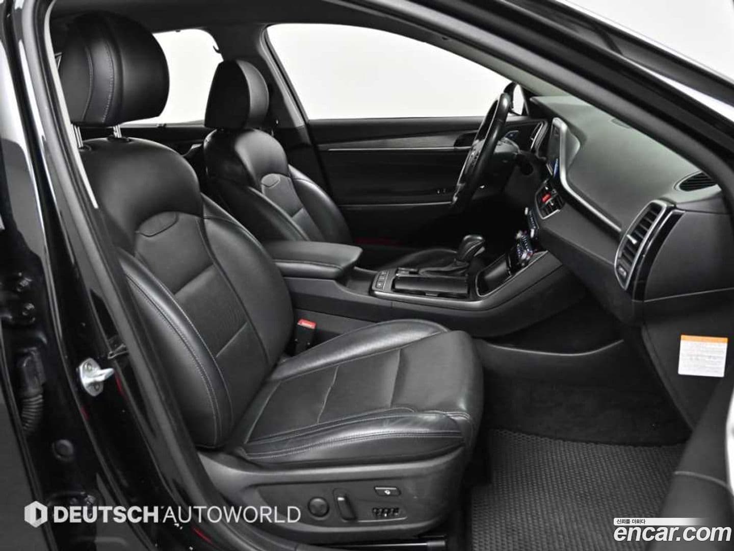 Main__Slider__Photo:Grandeur Hyundai 2019.9-9