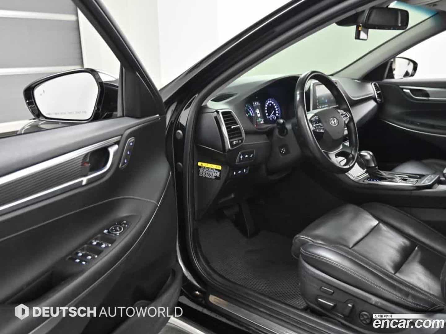 Grandeur Hyundai 2019.9-OPTION-015