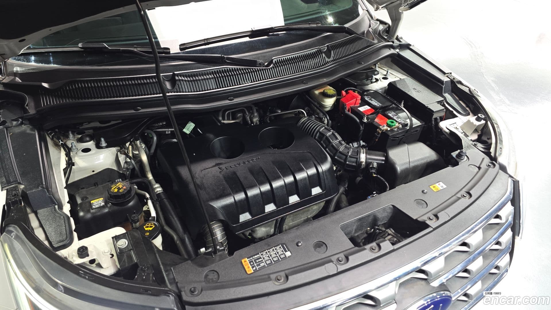 Main__Slider__Photo:Explorer Ford 2016.0-5