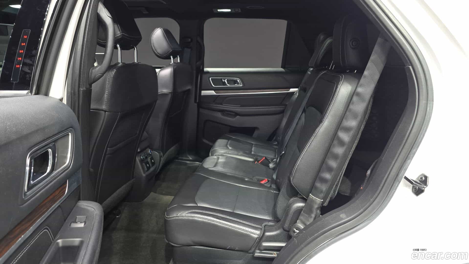 Explorer Ford 2016.0-OPTION-016