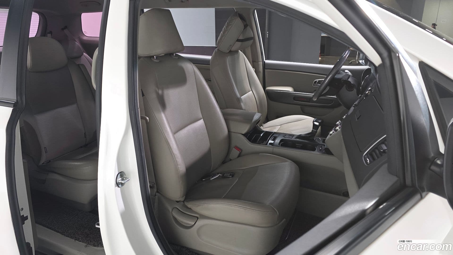 Main__Slider__Photo:Canival Kia 2017.4-9