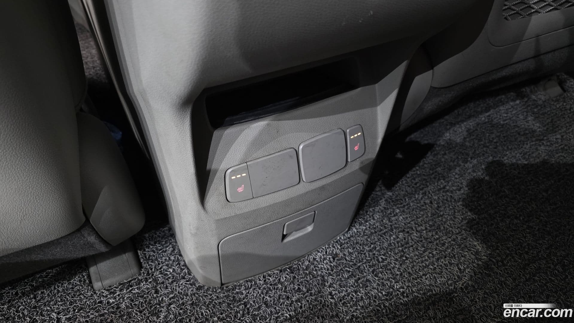 Main__Slider__Photo:Canival Kia 2017.4-18